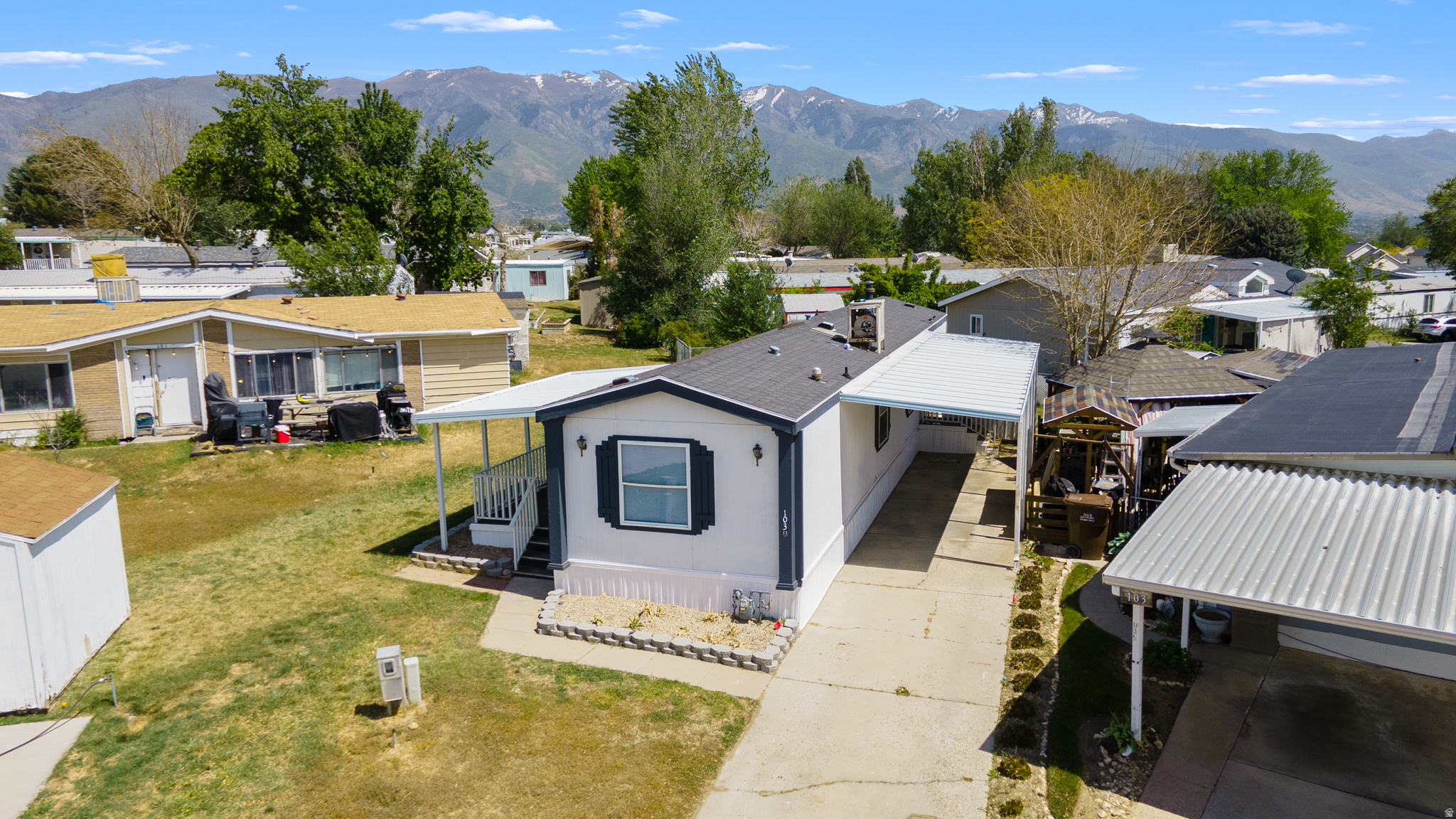 main property photo 0