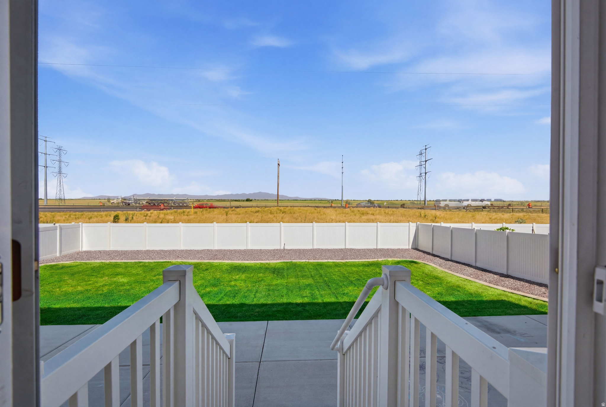 main property photo 33