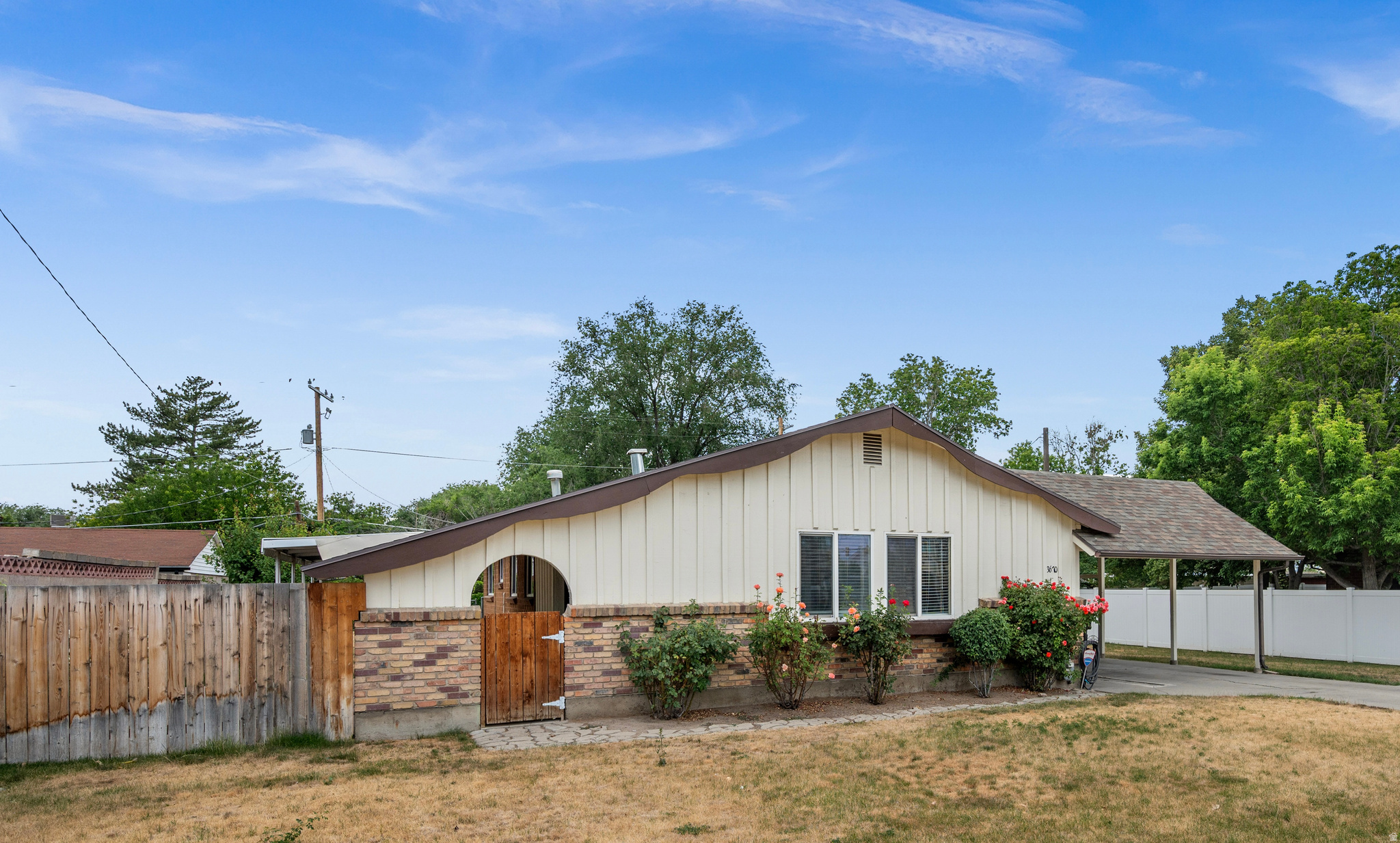 main property photo 0