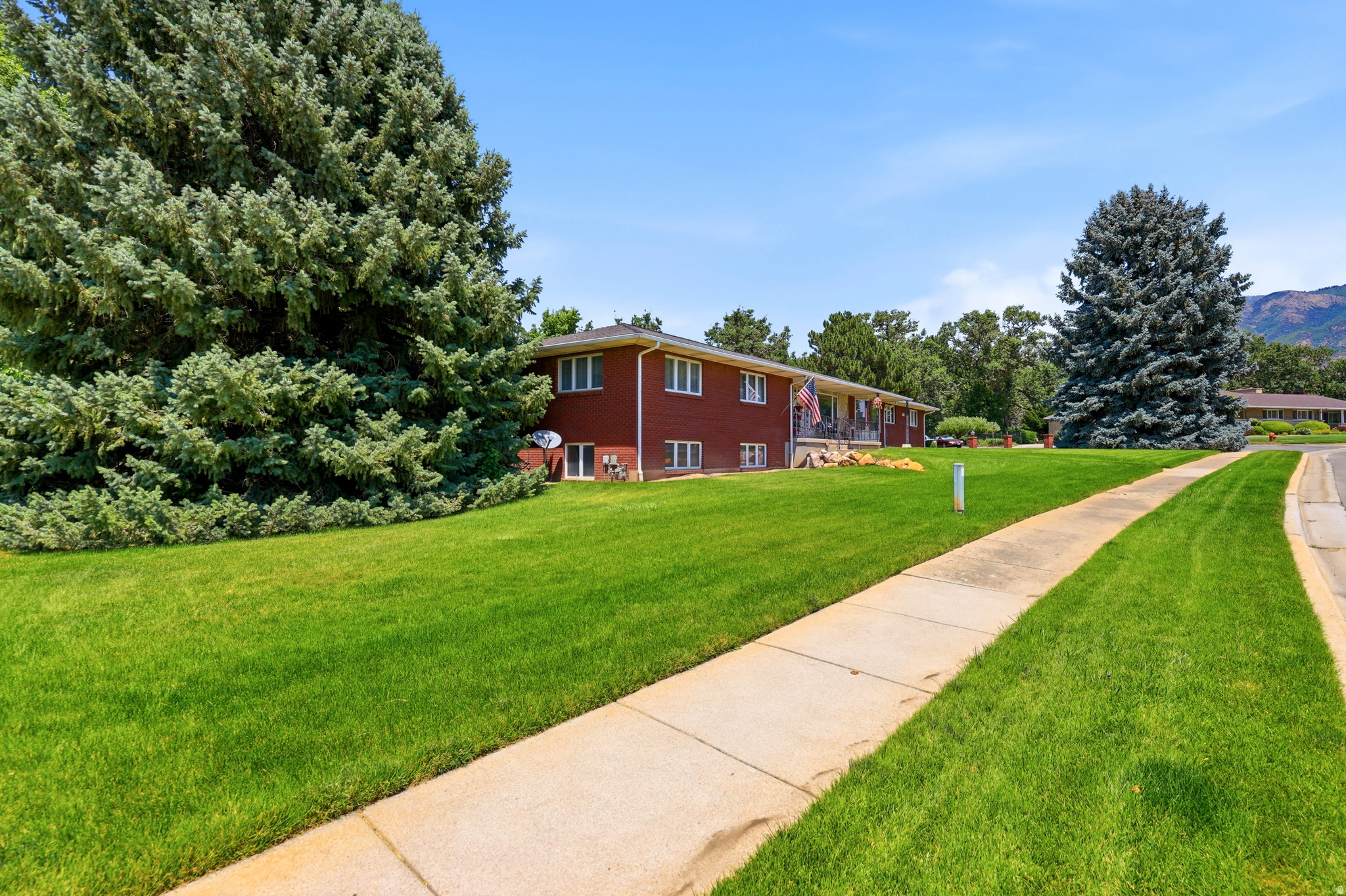 main property photo 61