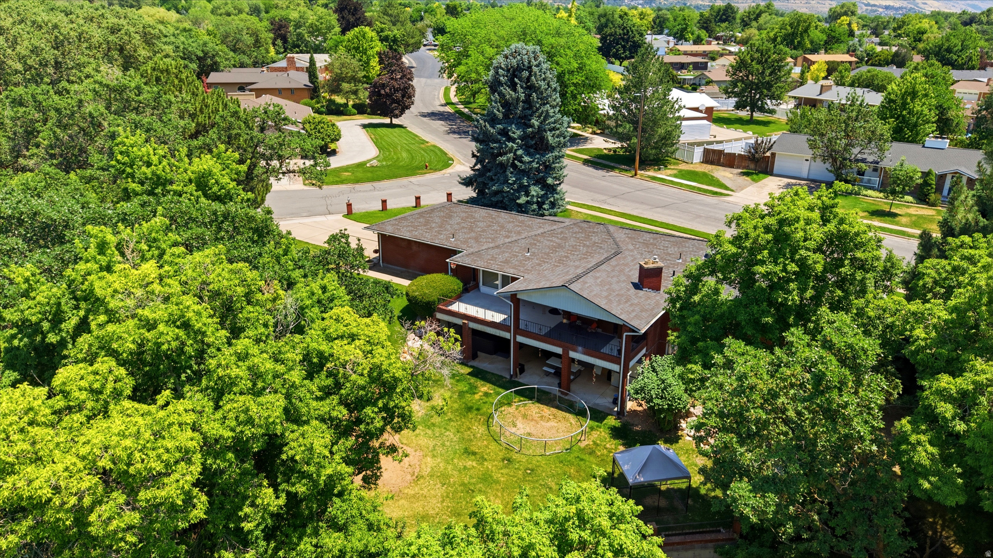 main property photo 67