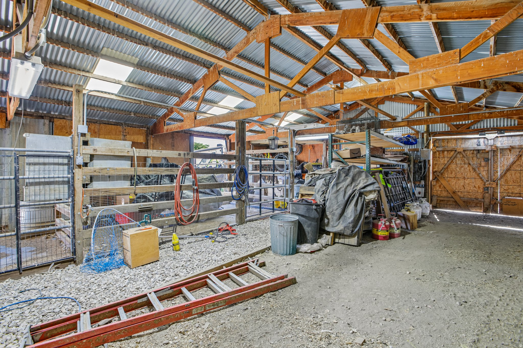 main property photo 38