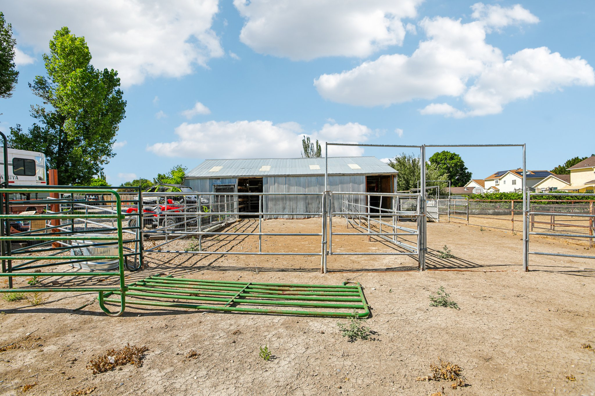 main property photo 39
