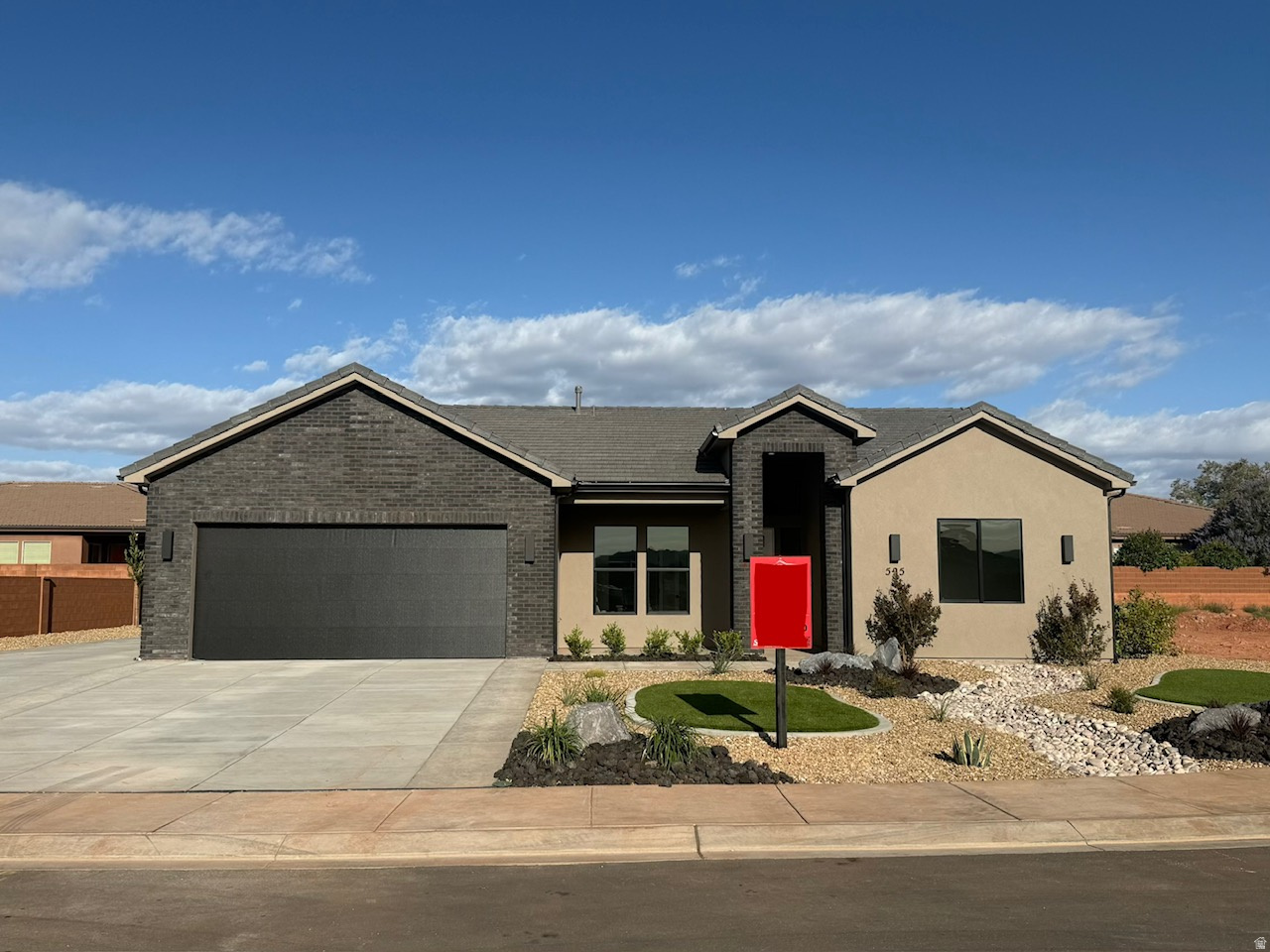 main property photo 0