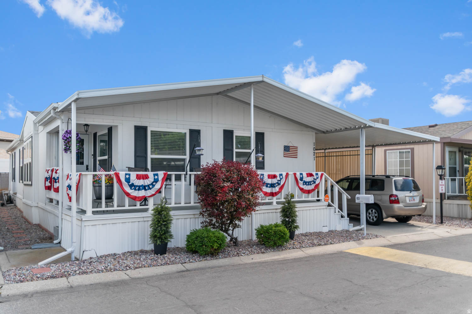 main property photo 0