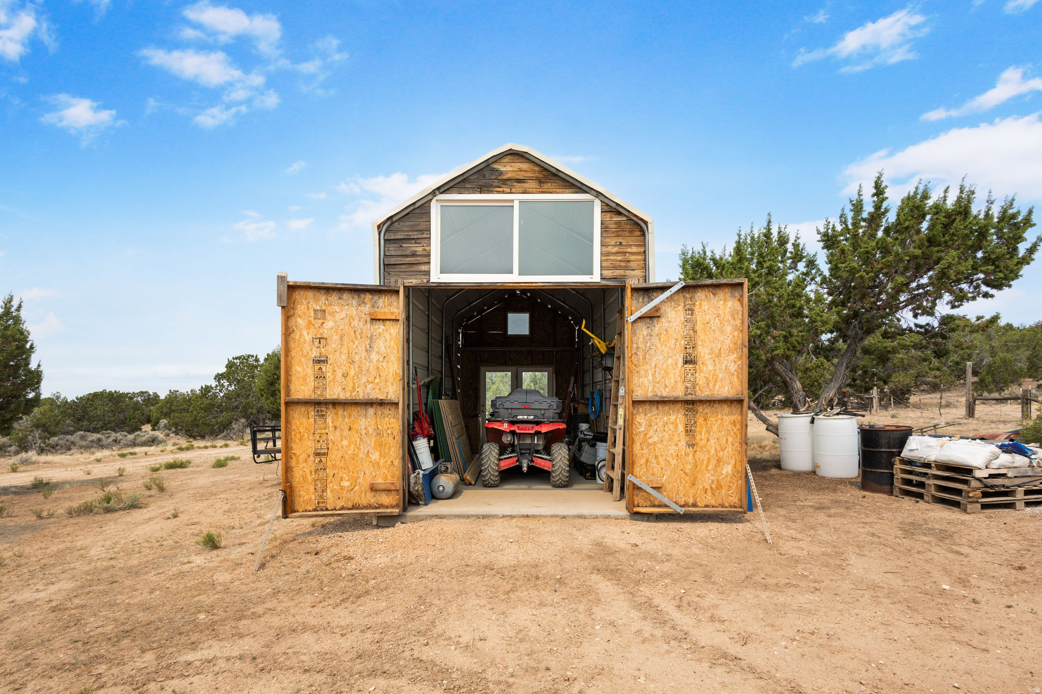 main property photo 0