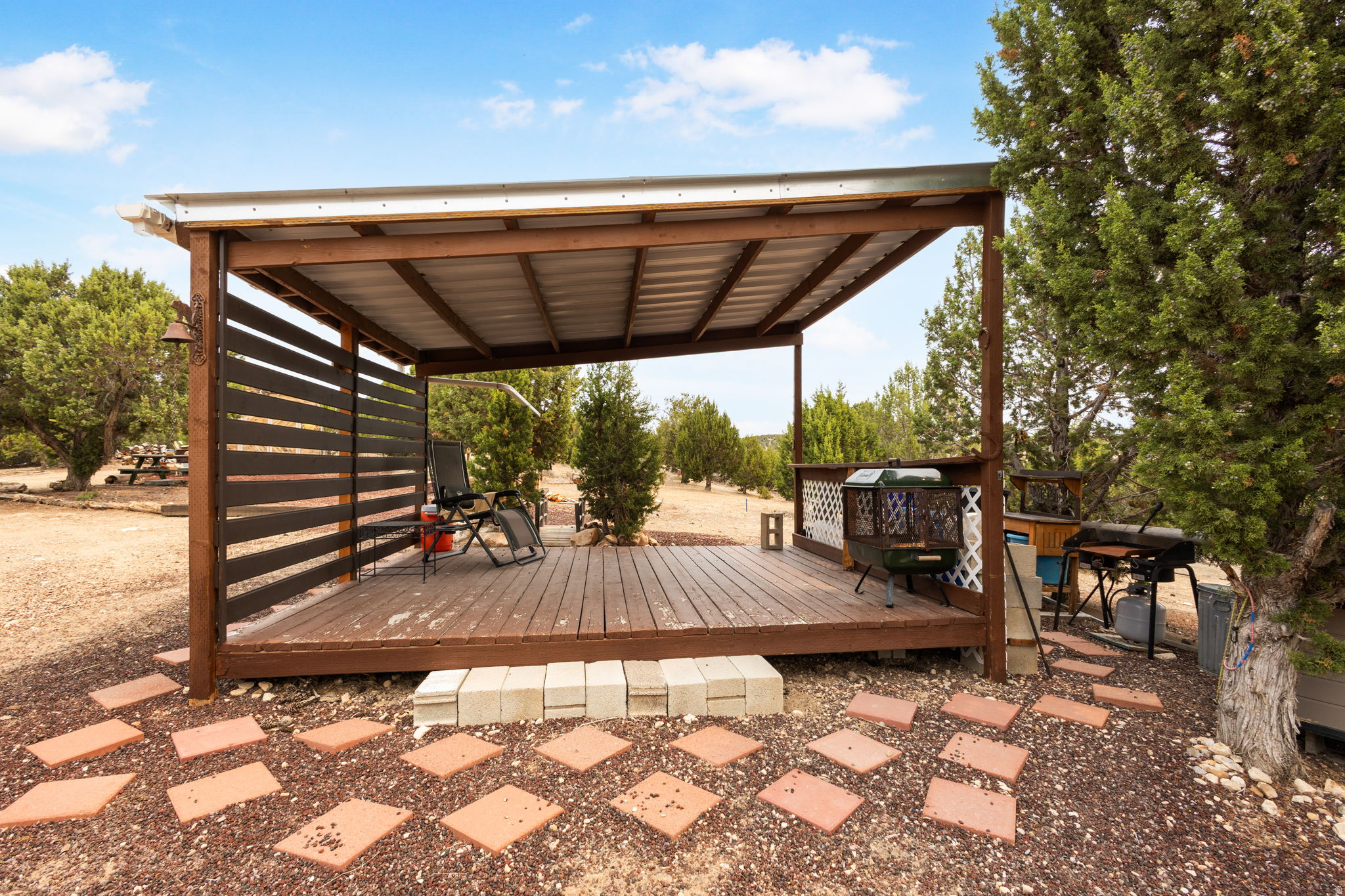 main property photo 7