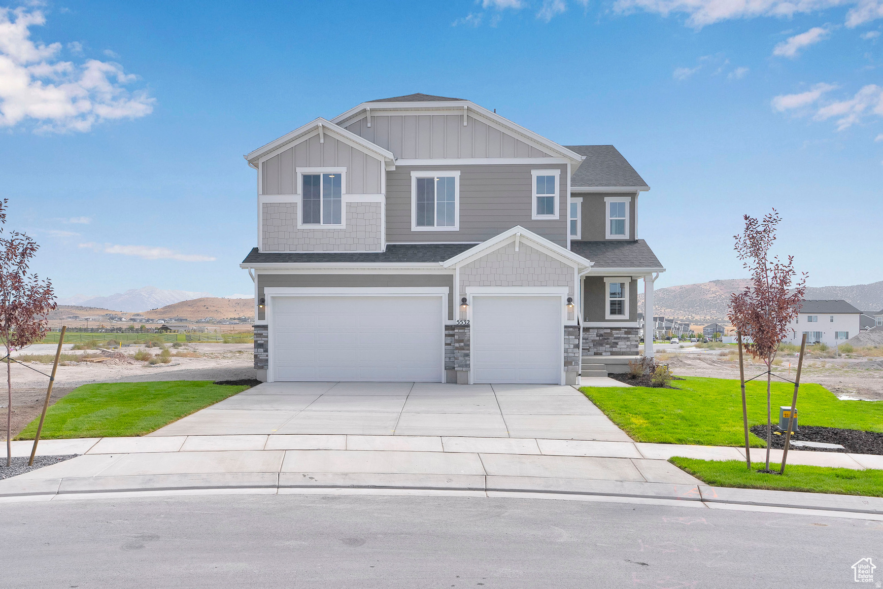 main property photo 0