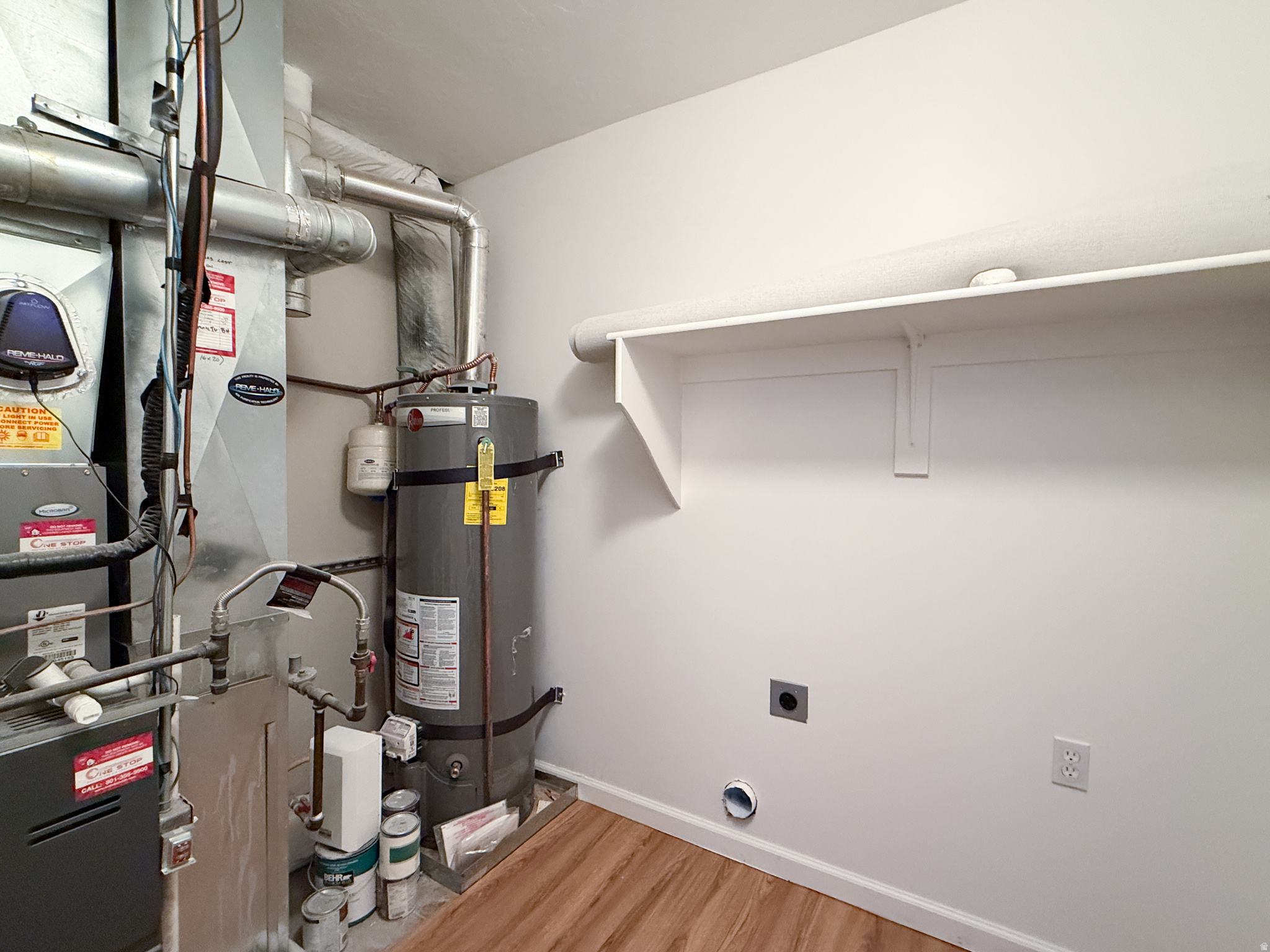 main property photo 13