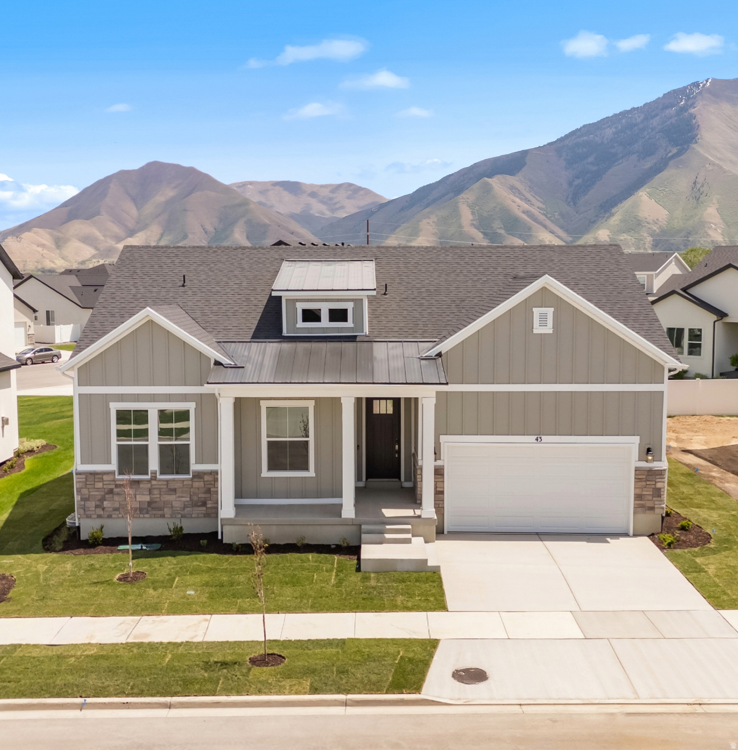 main property photo 0