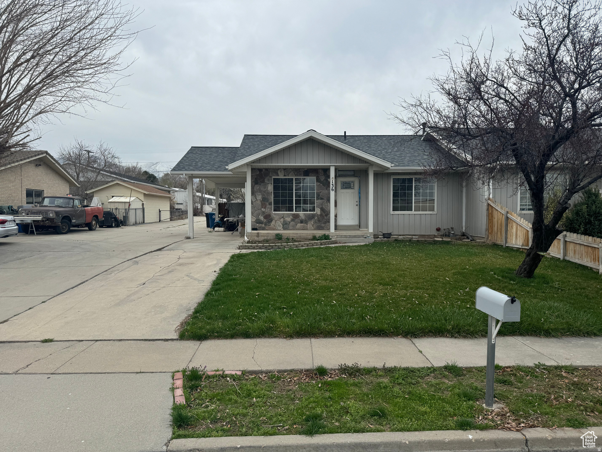 main property photo 0