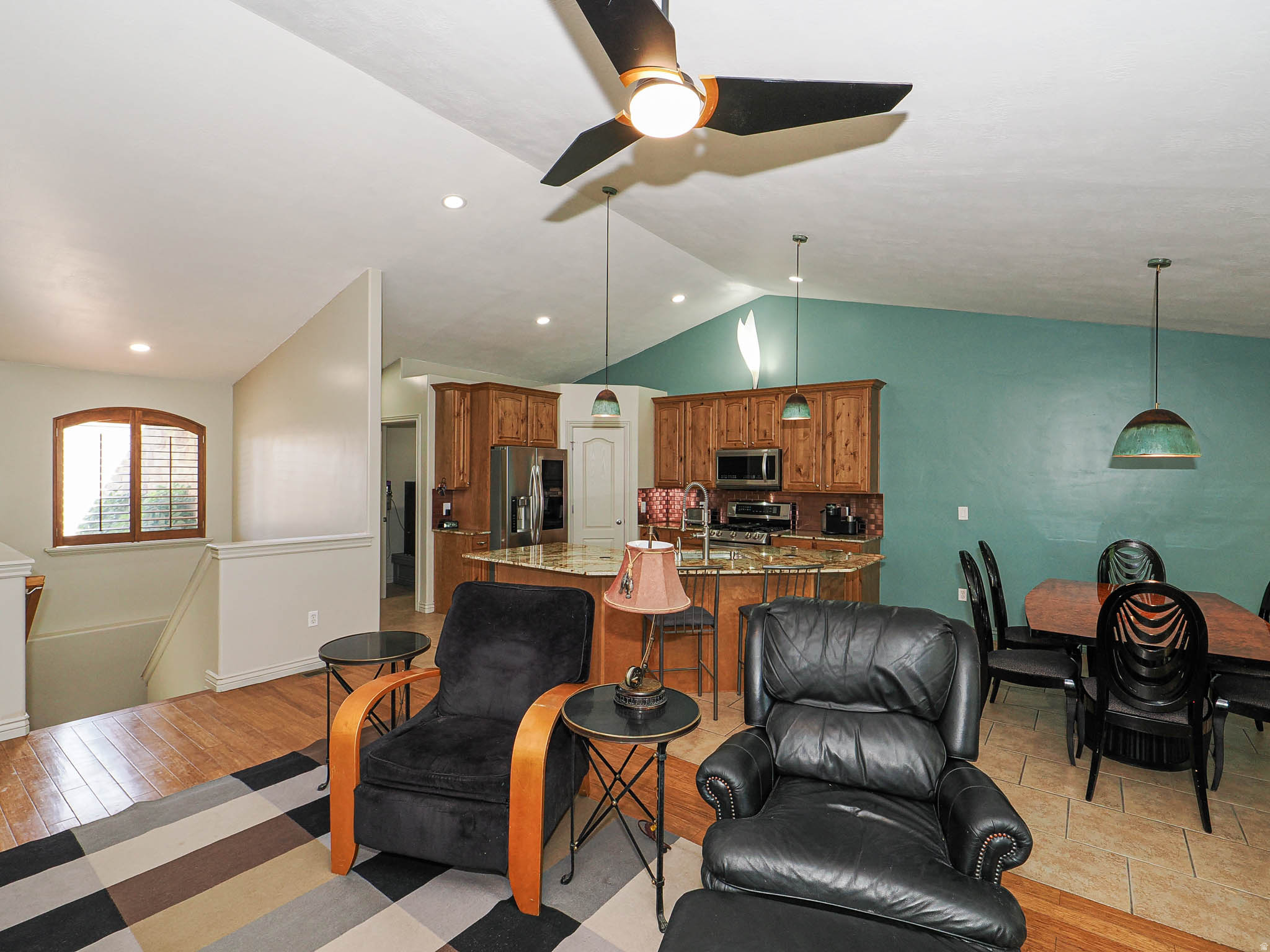main property photo 17