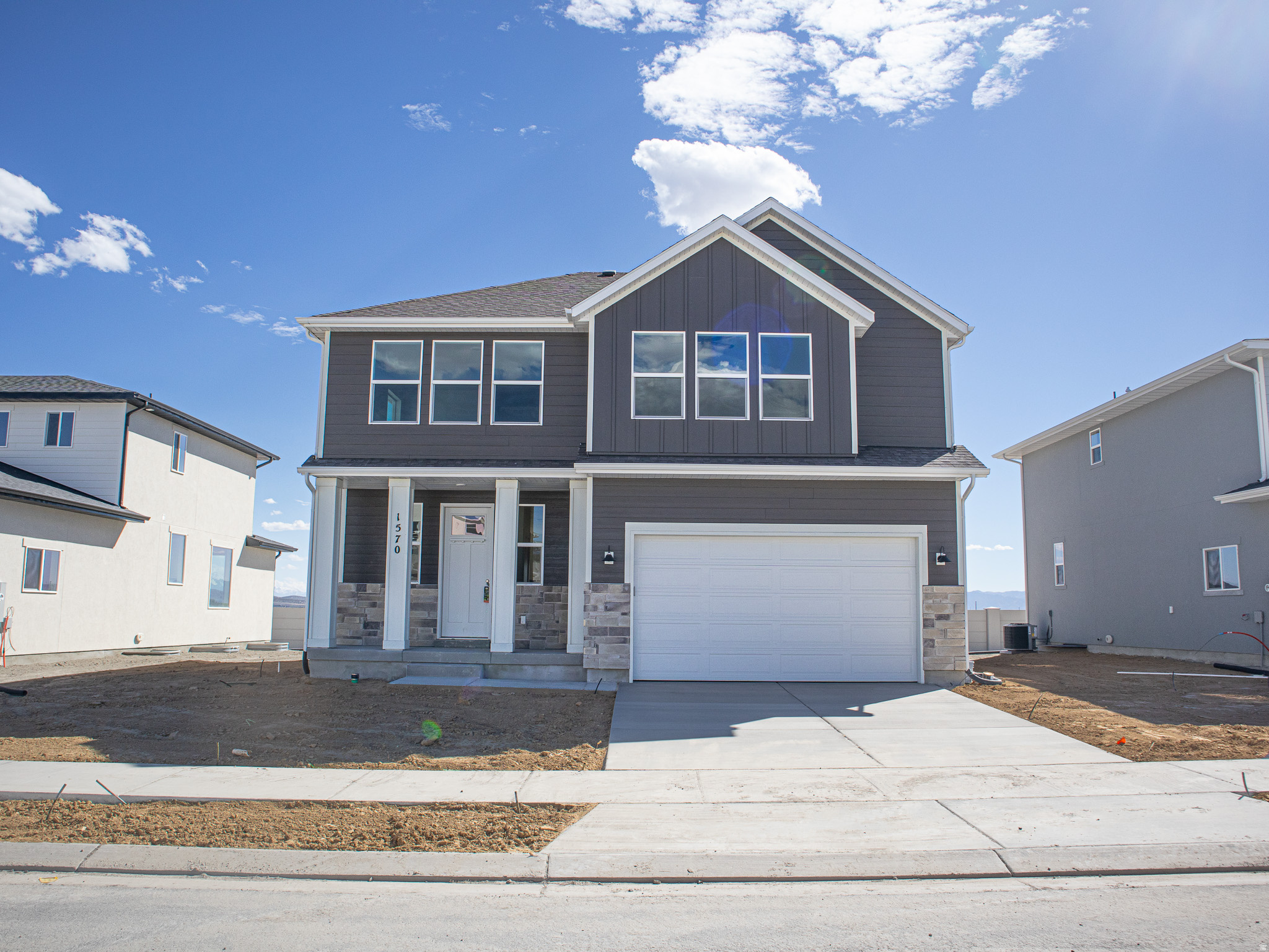main property photo 0