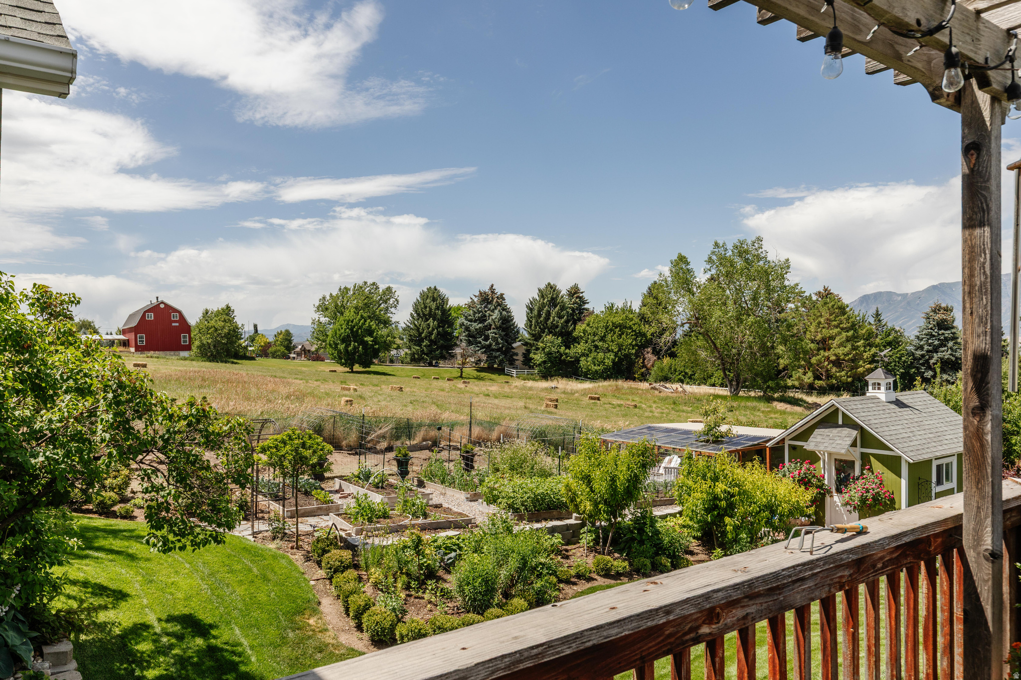 main property photo 36