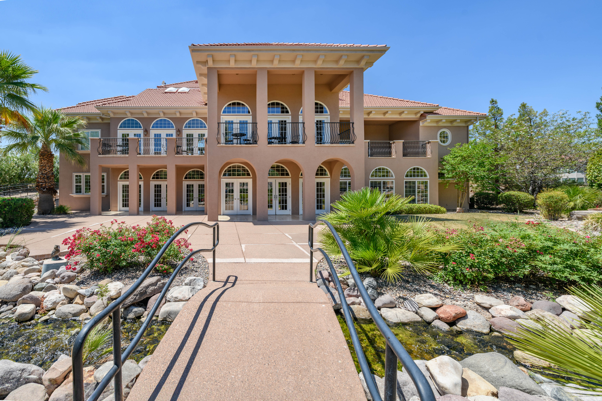 main property photo 44