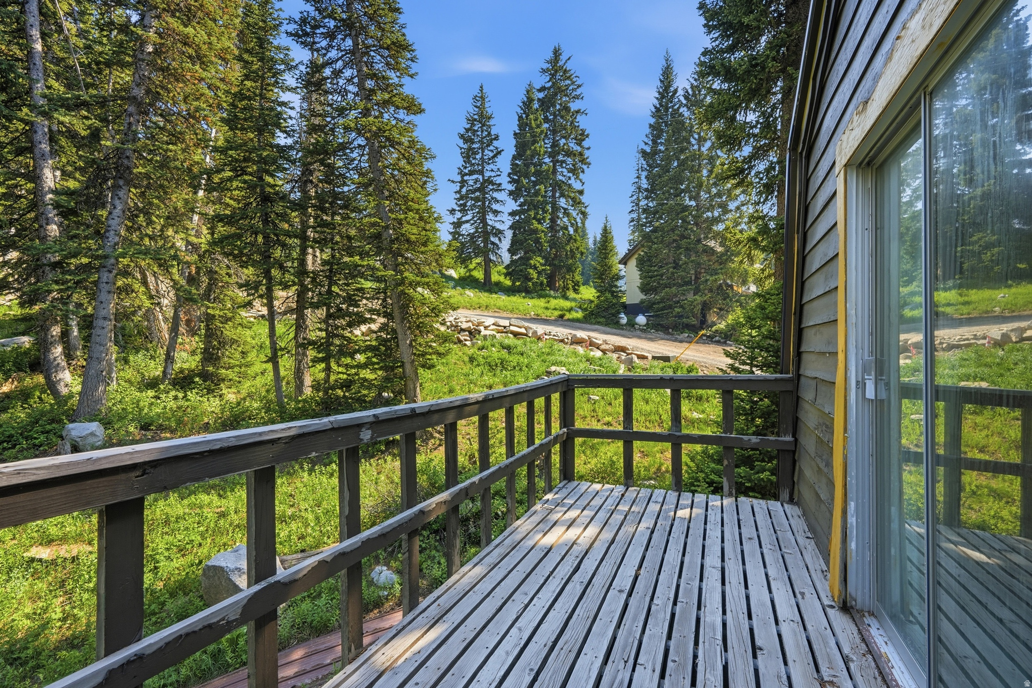 main property photo 36