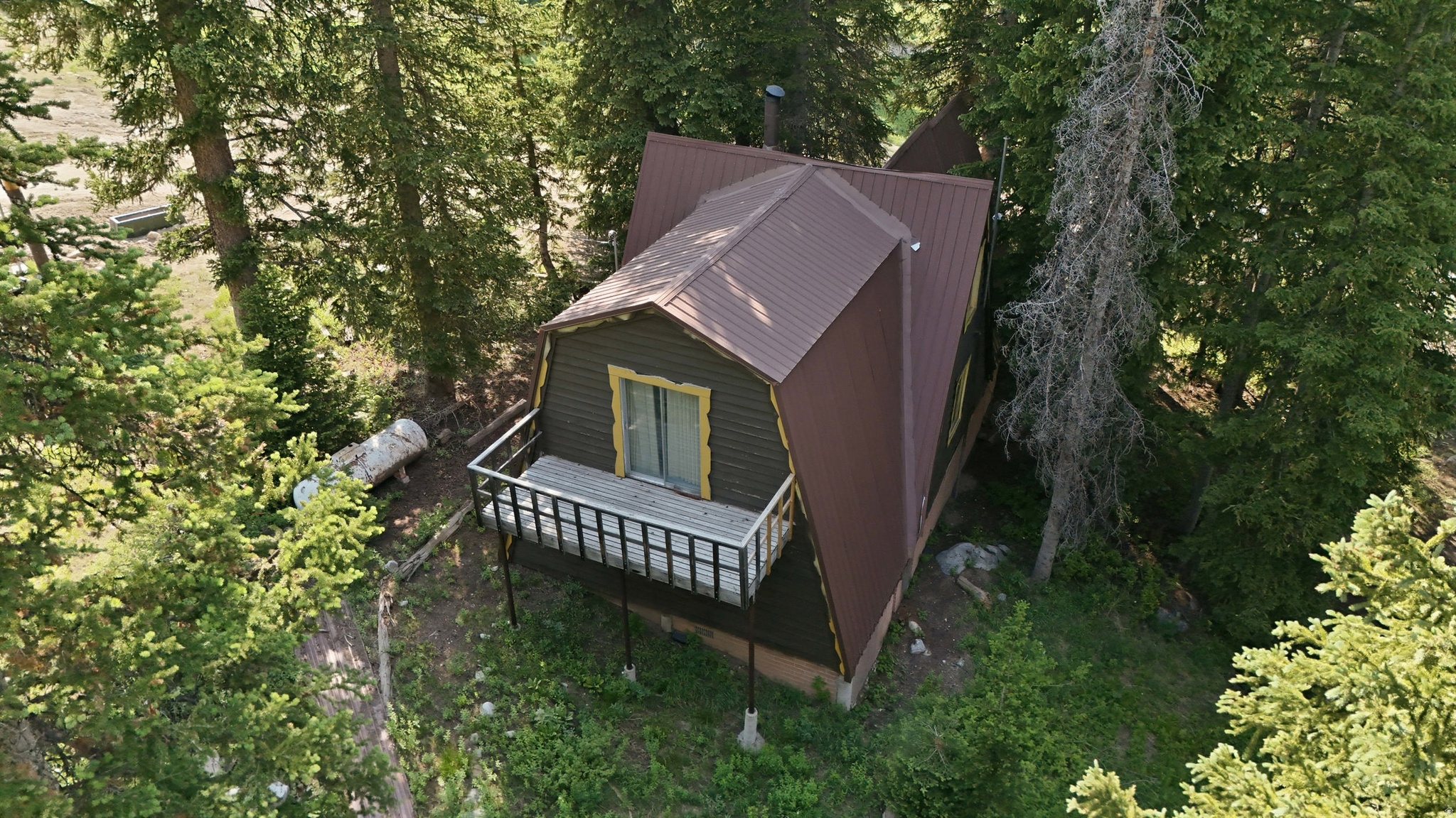 main property photo 48