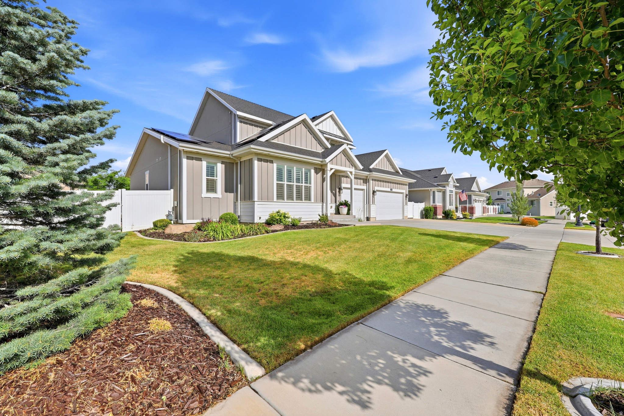main property photo 57