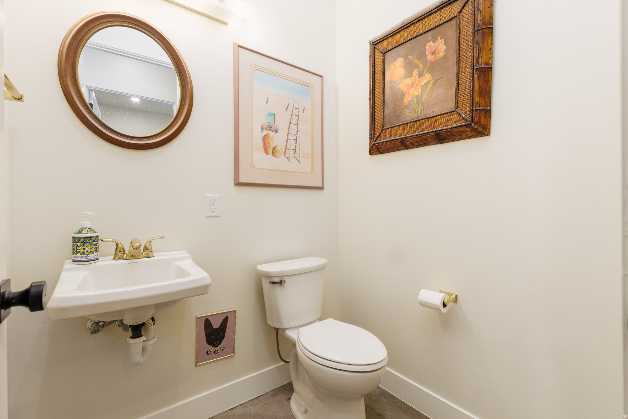 main property photo 19