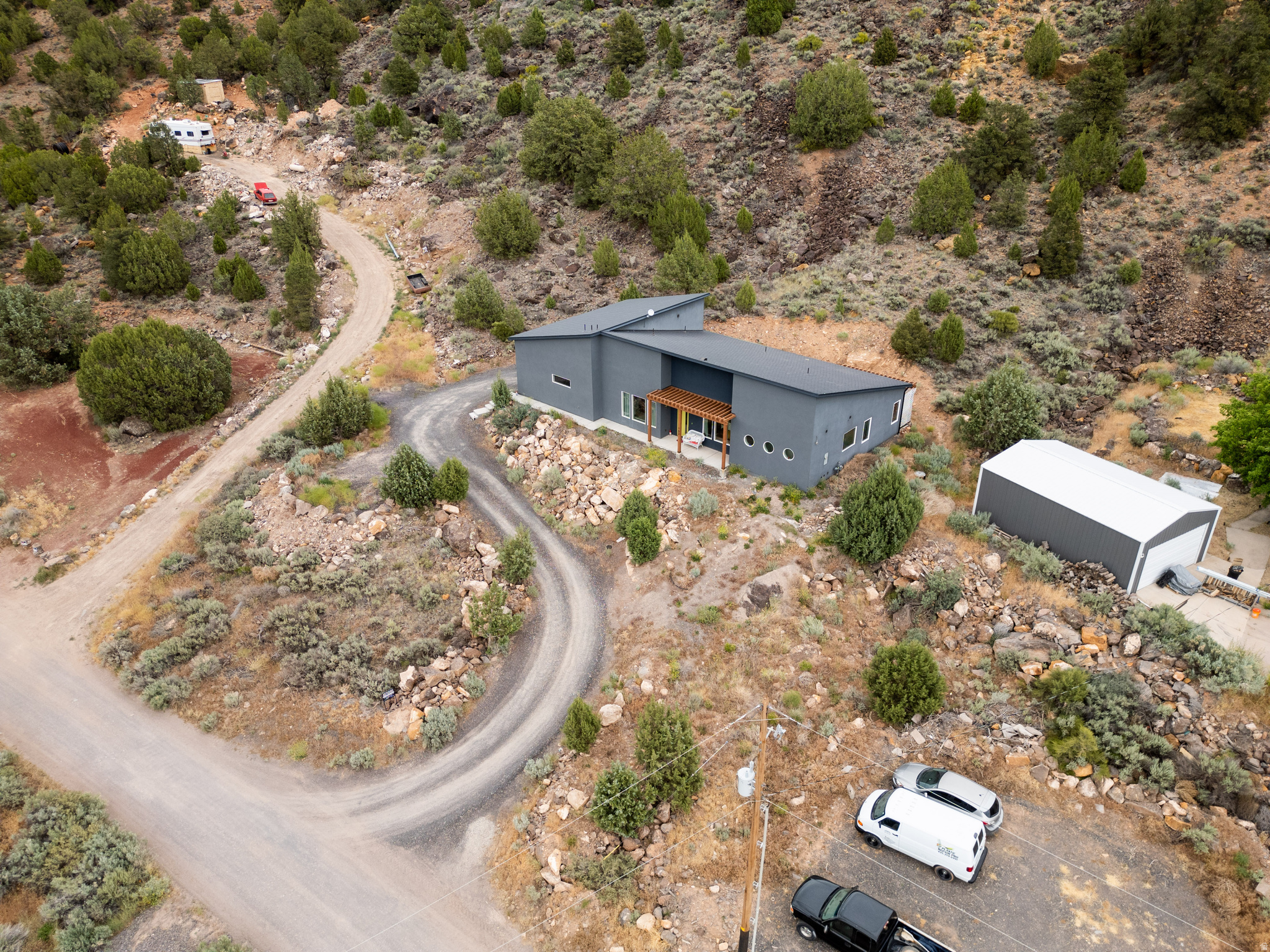 main property photo 36