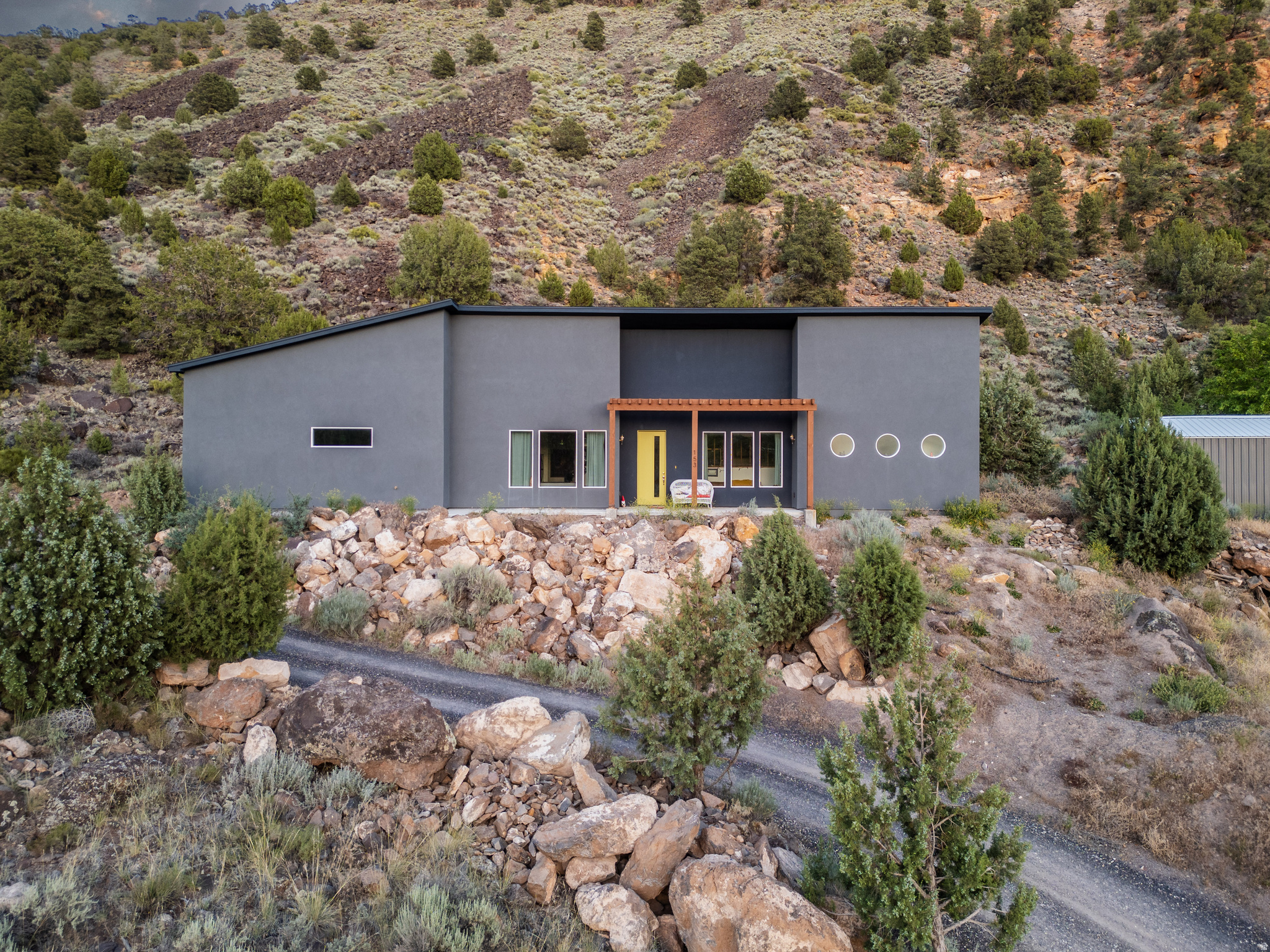 main property photo 37