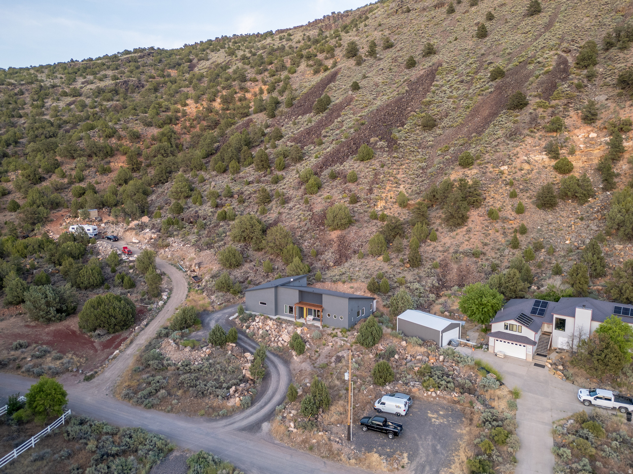 main property photo 40