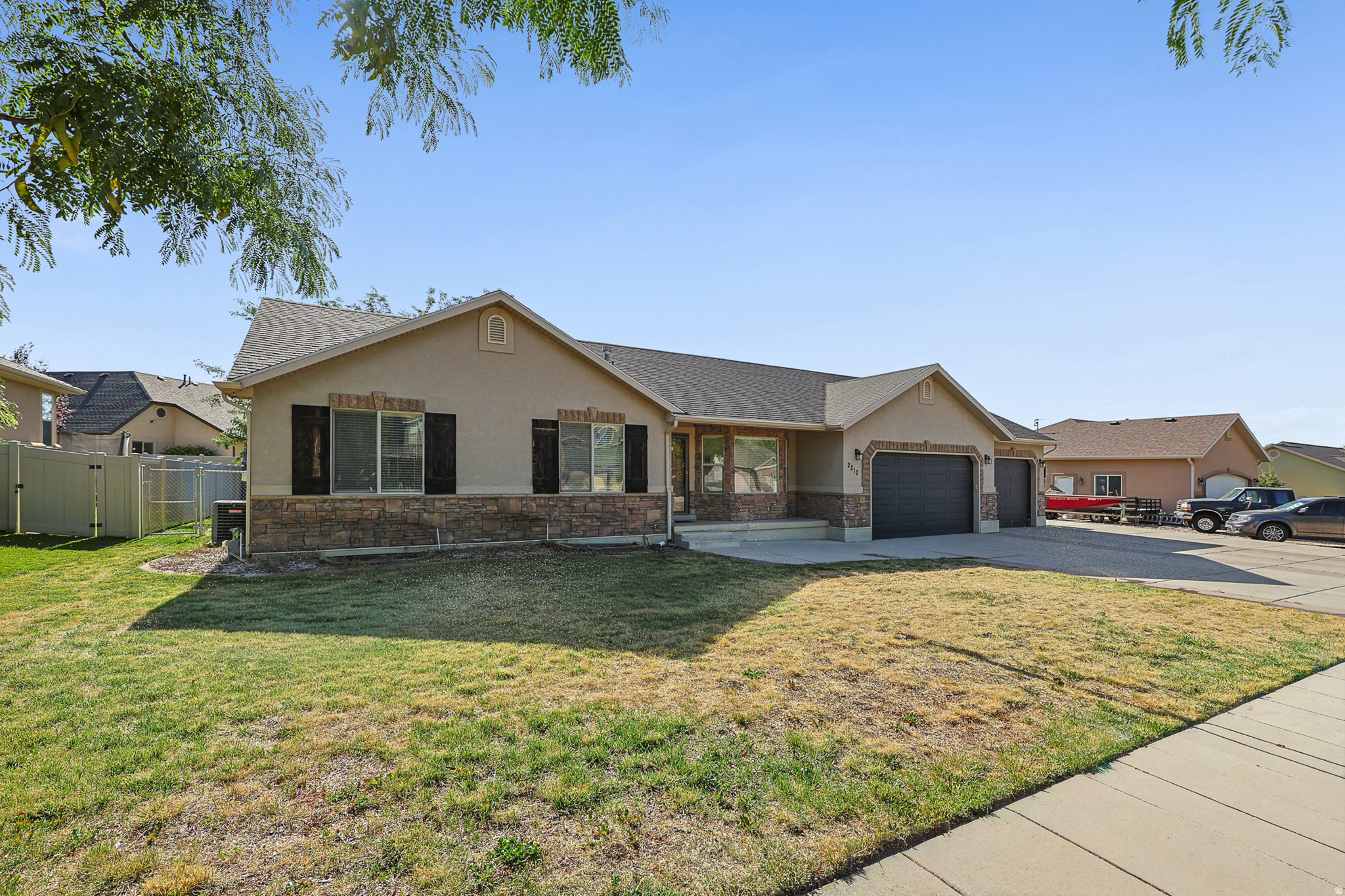 main property photo 47