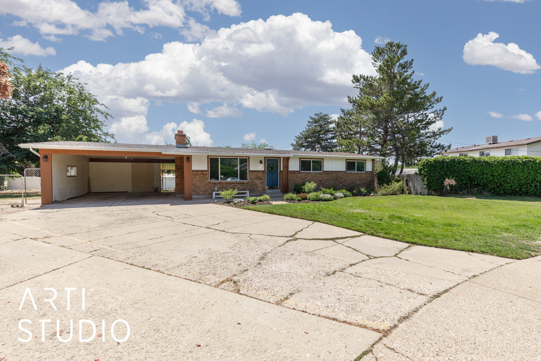 main property photo 1