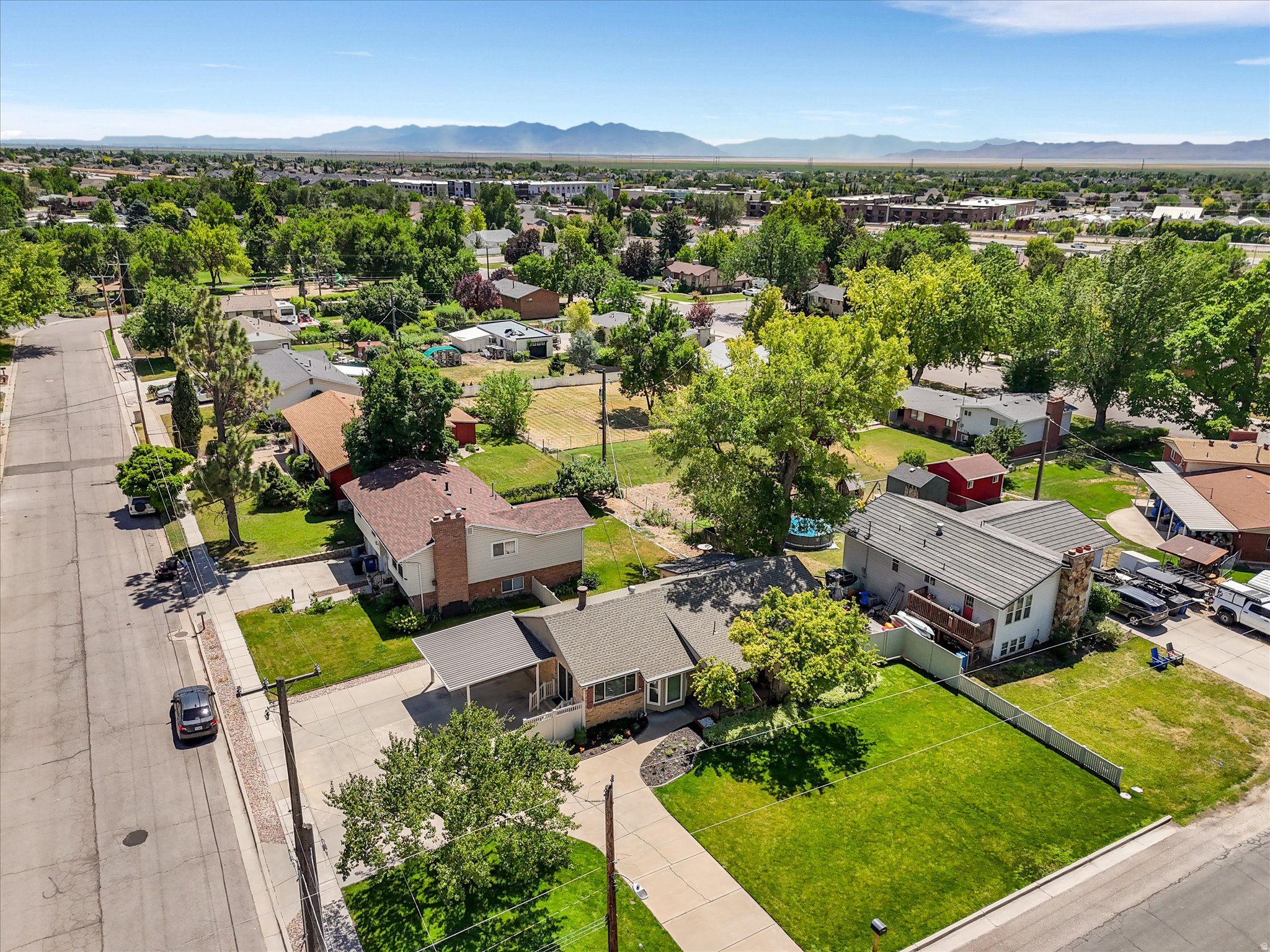 main property photo 24