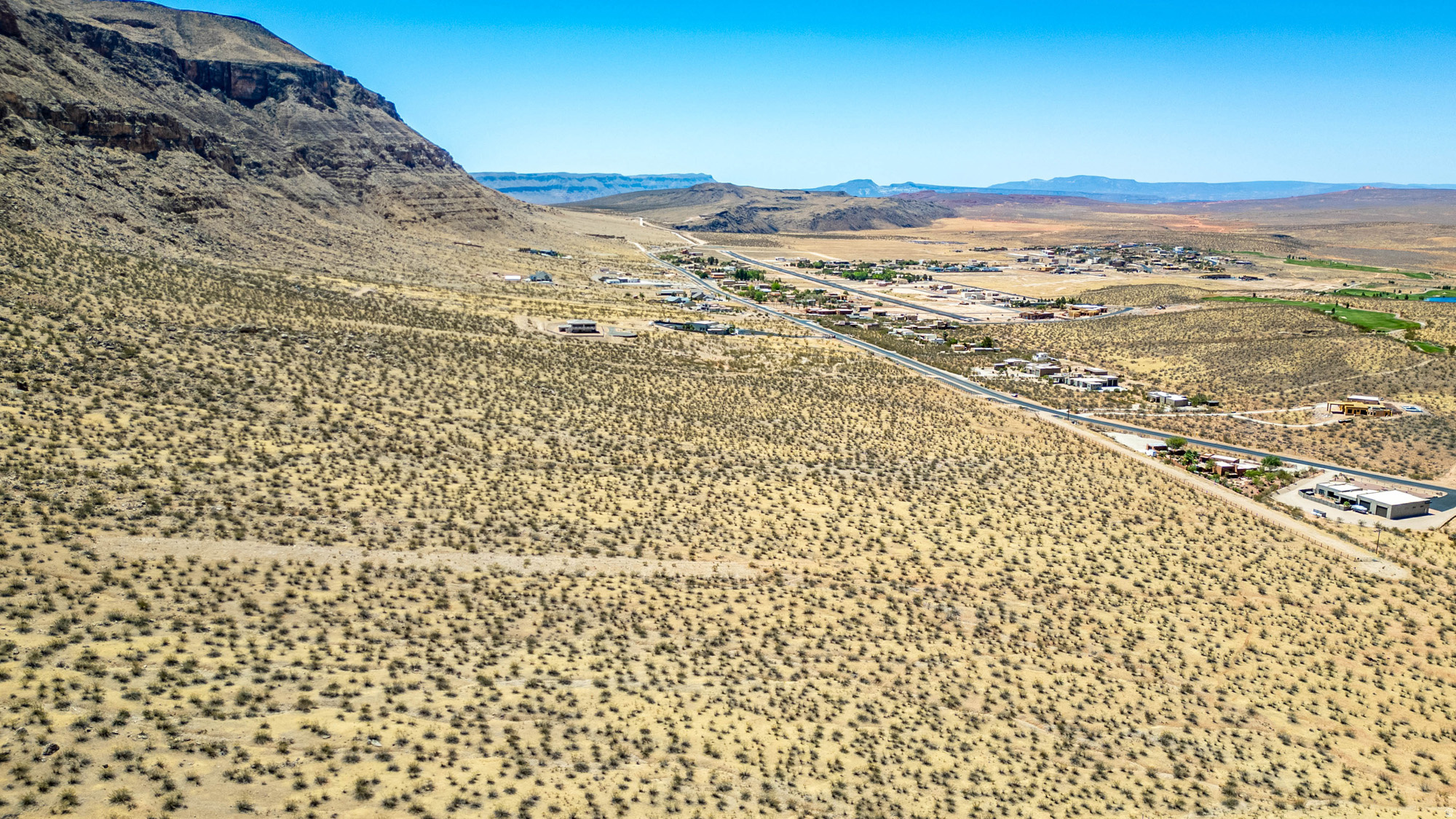 main property photo 17