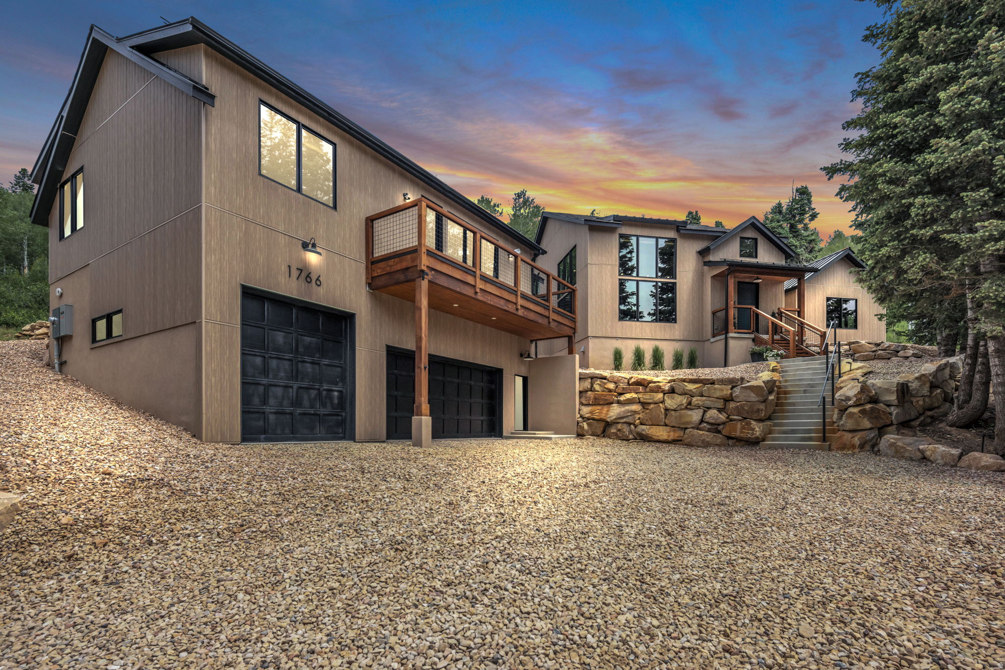 main property photo 0