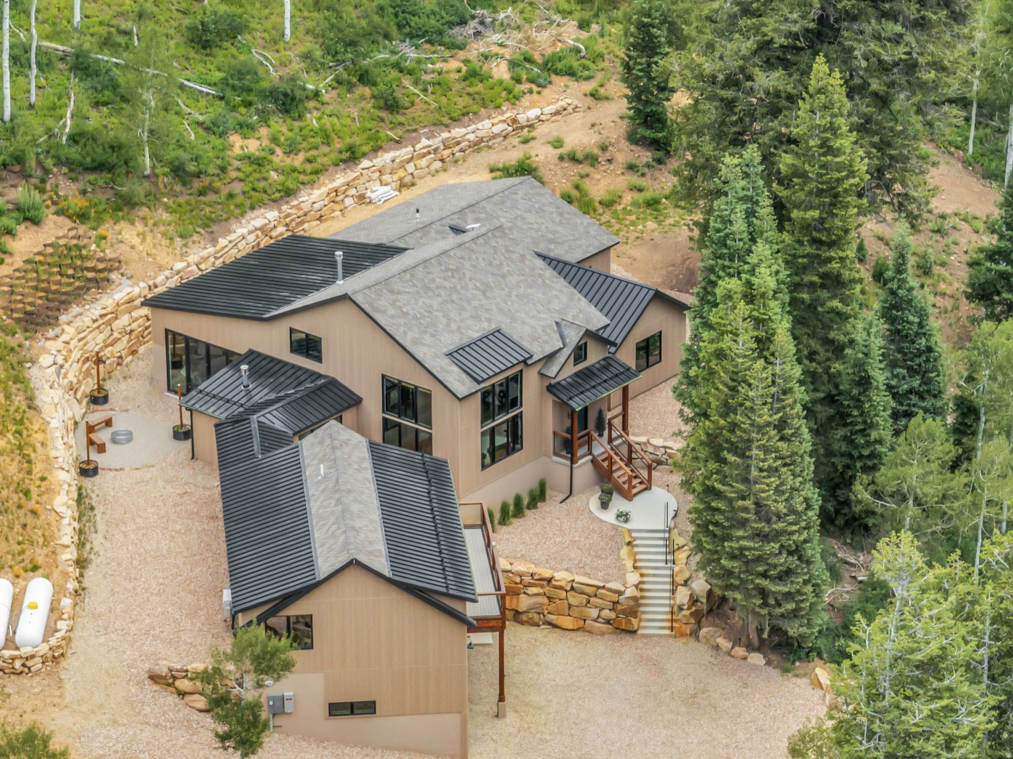 main property photo 58