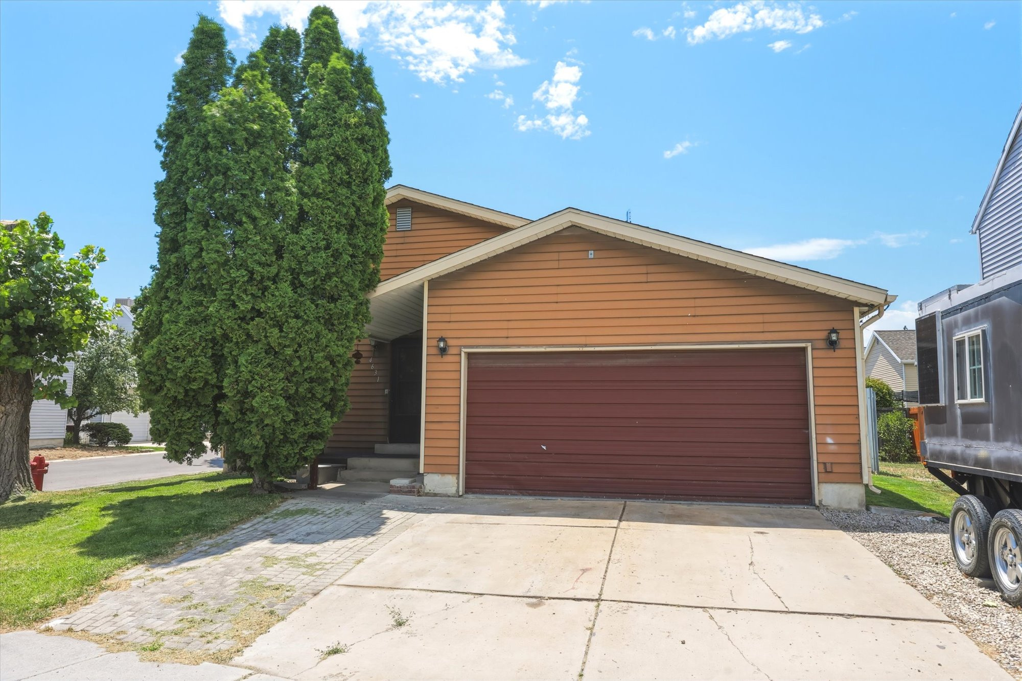 main property photo 0