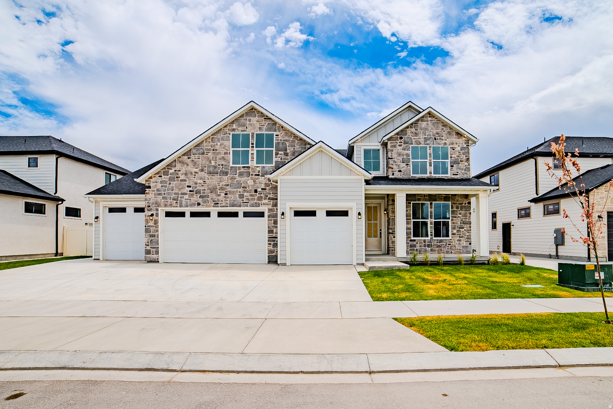 main property photo 0