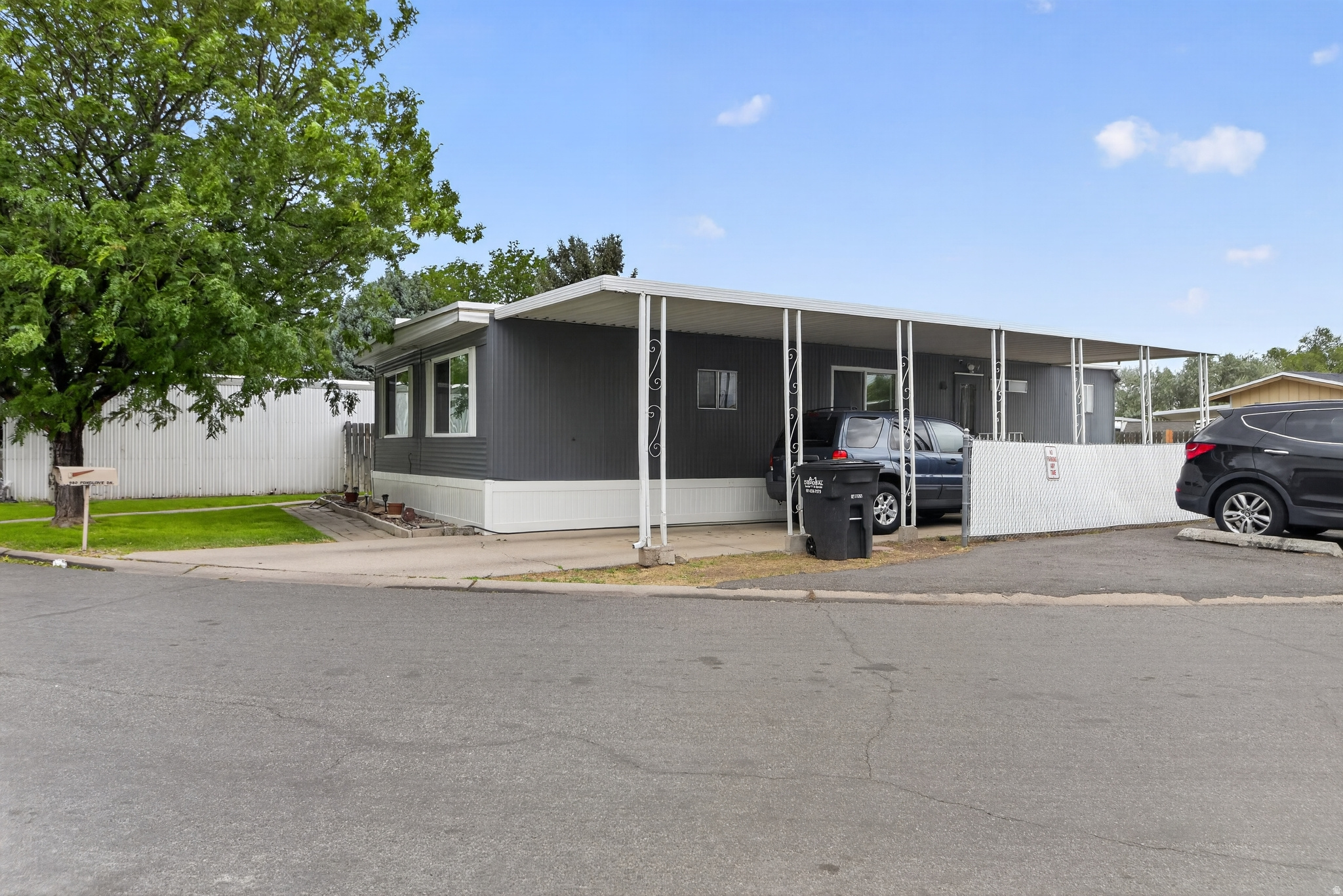 main property photo 0