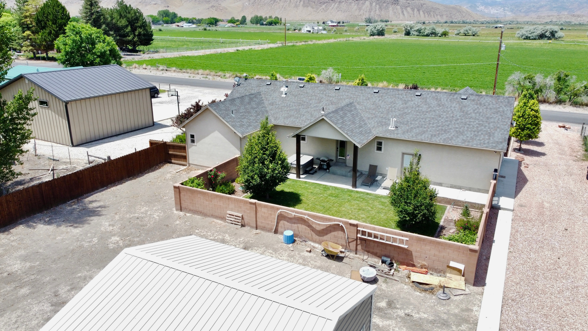 main property photo 44