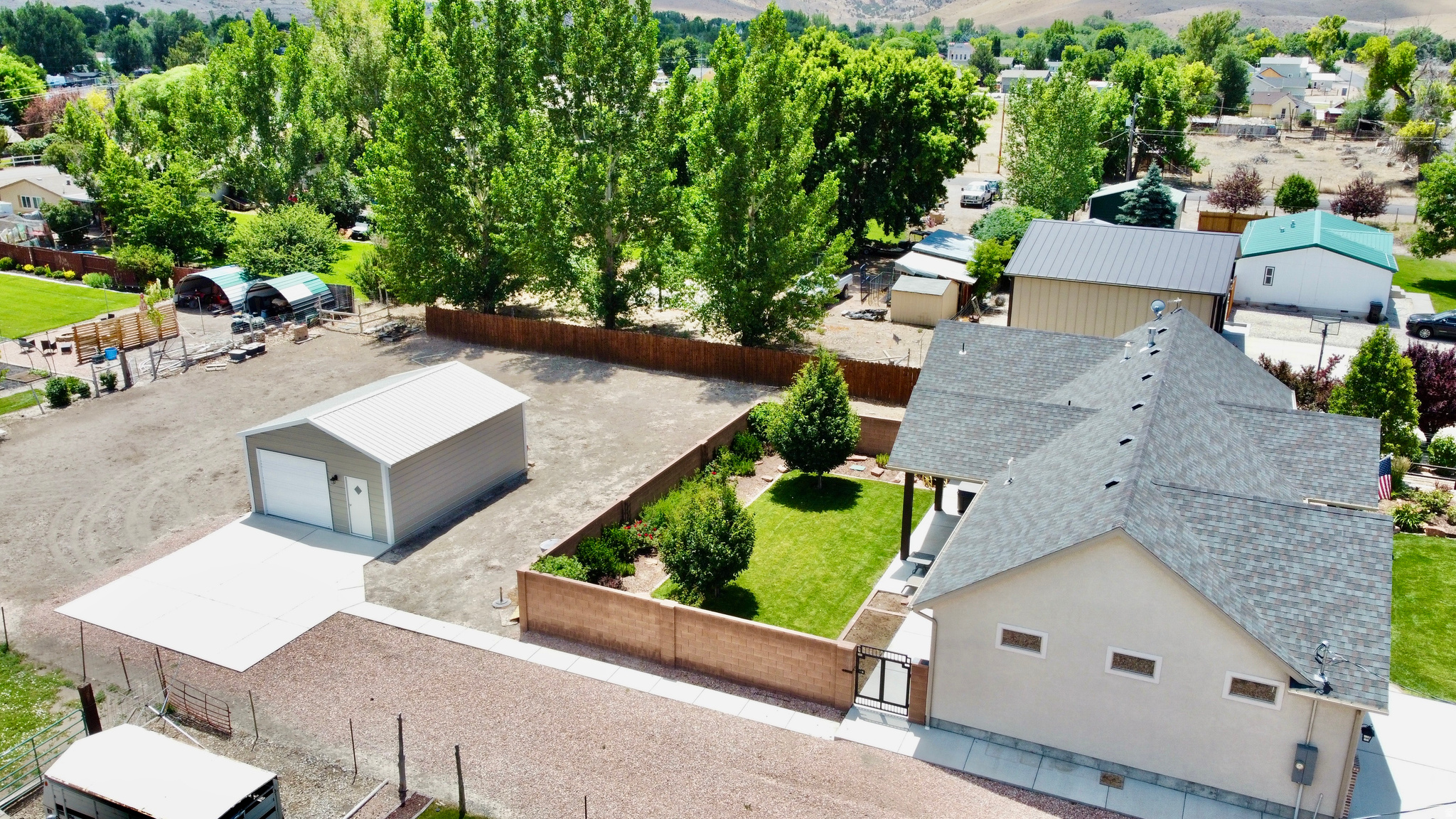 main property photo 48