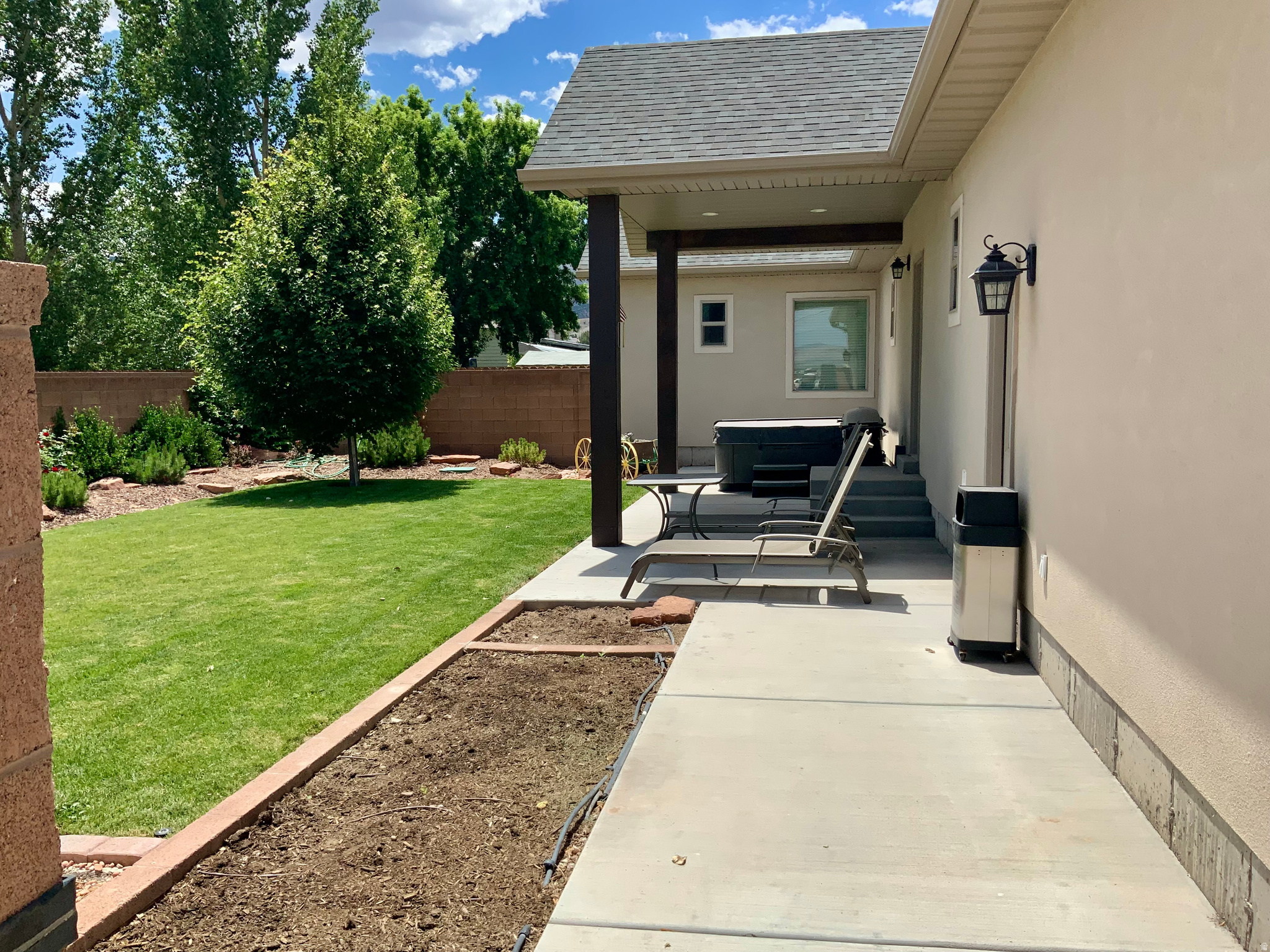 main property photo 50