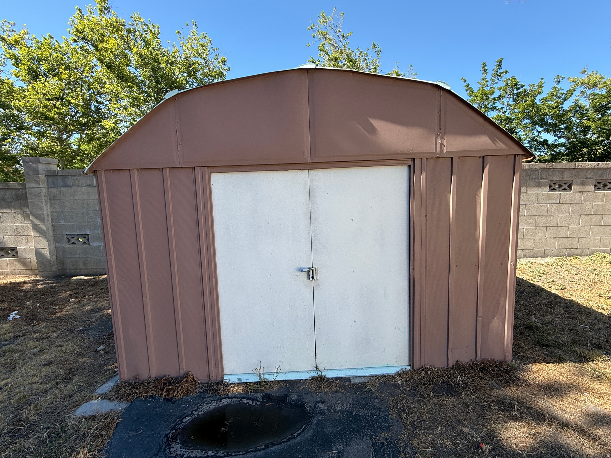 main property photo 10