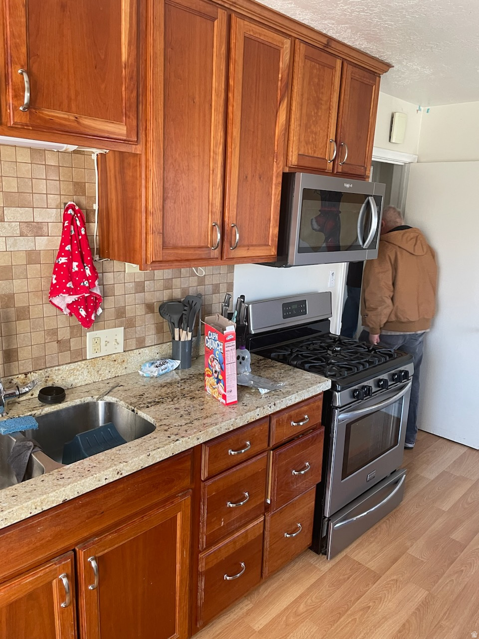 main property photo 6