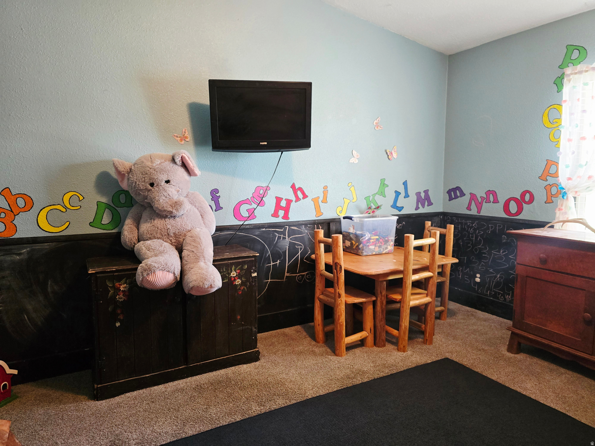 main property photo 15