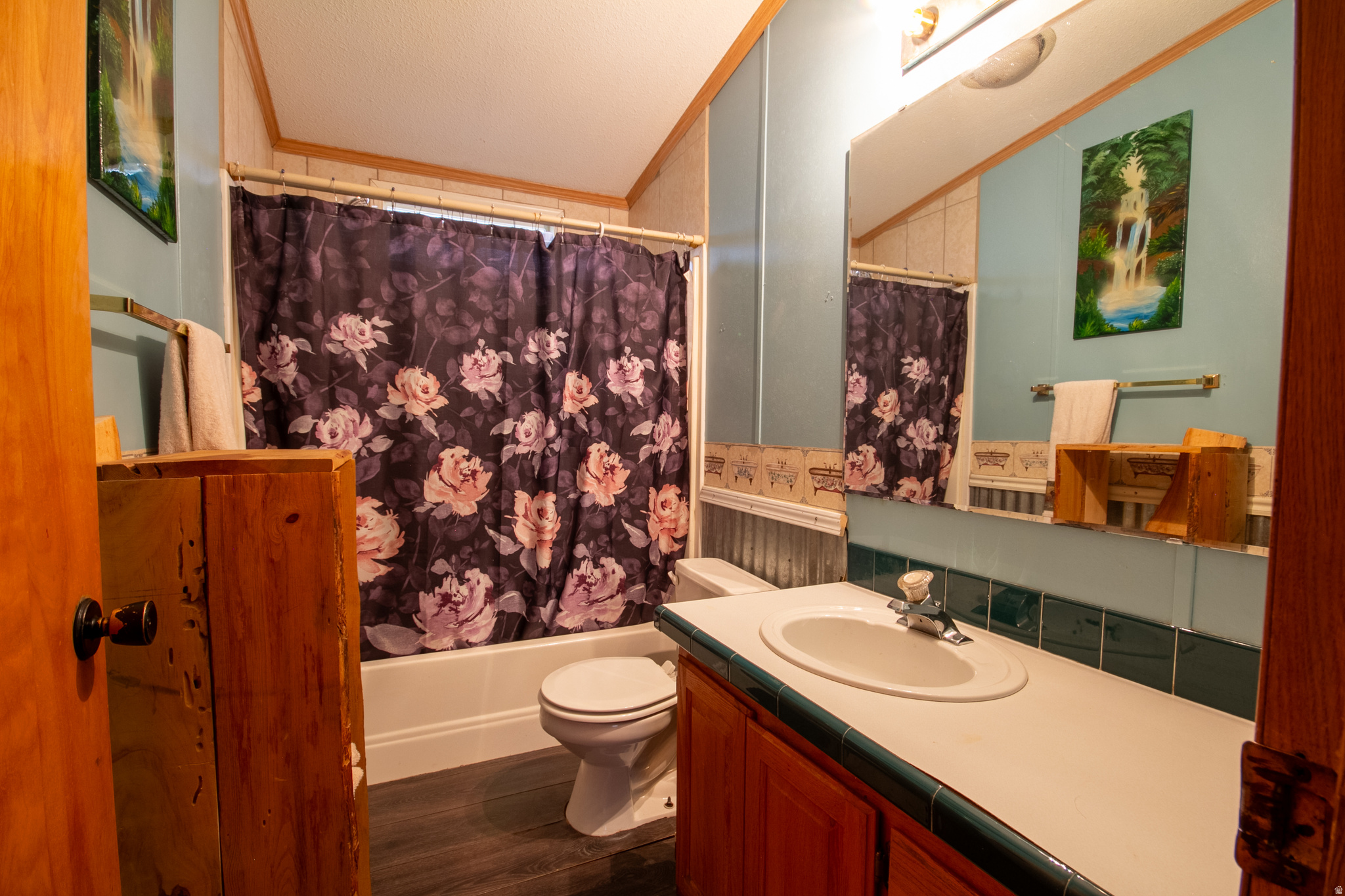 main property photo 18