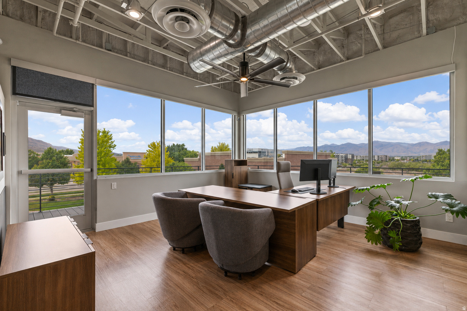 main property photo 20