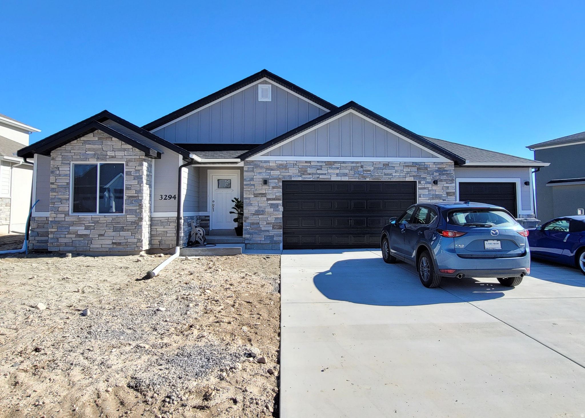 main property photo 0