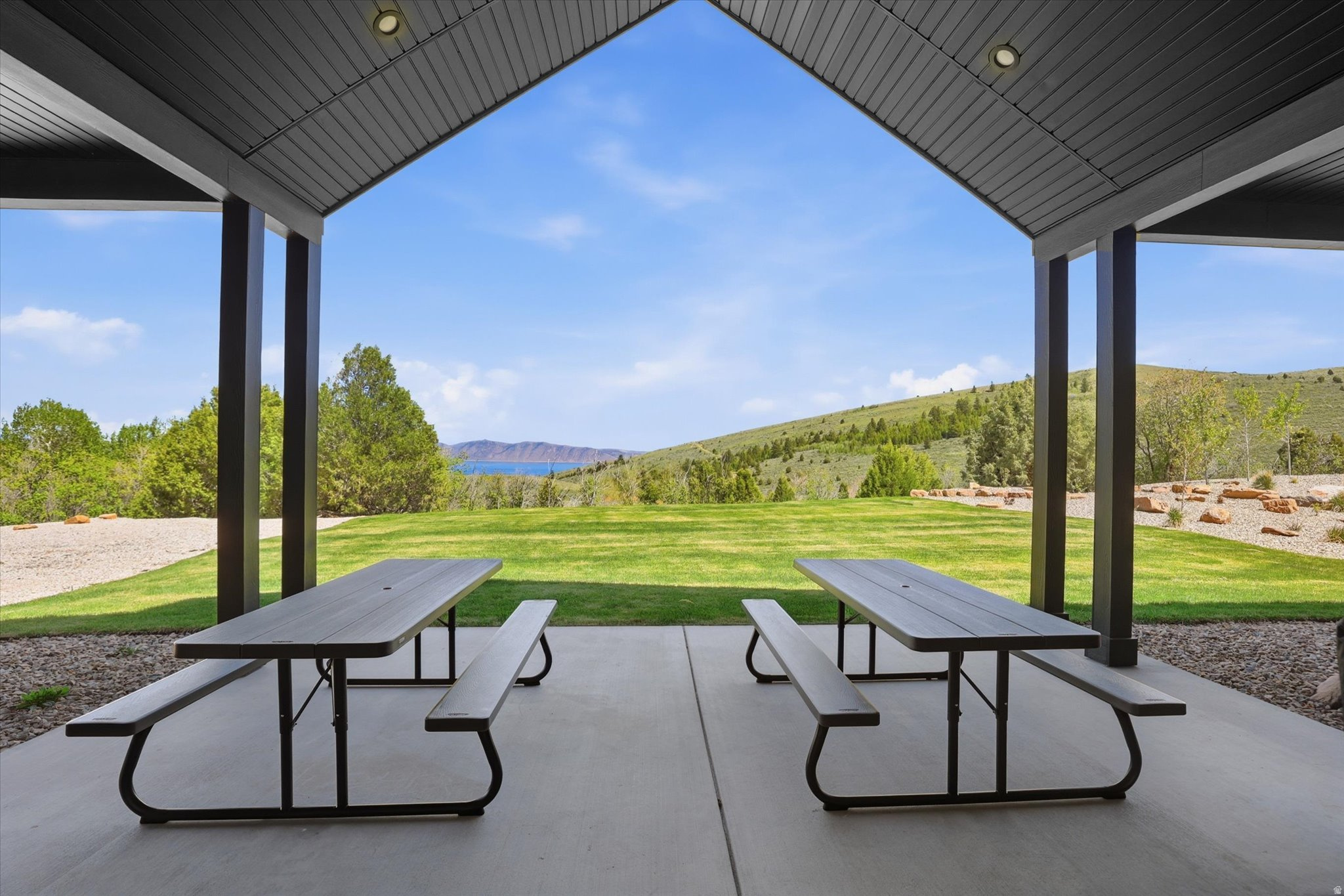 main property photo 85