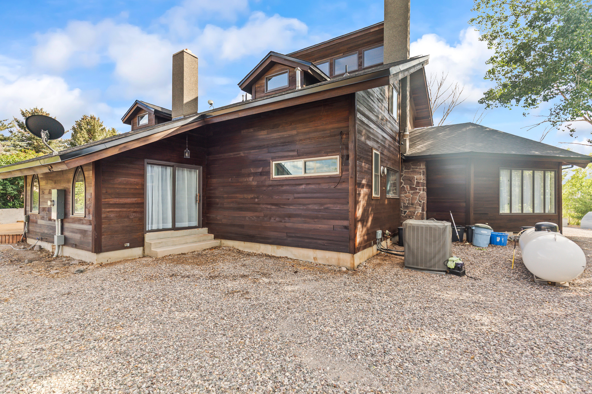 main property photo 73