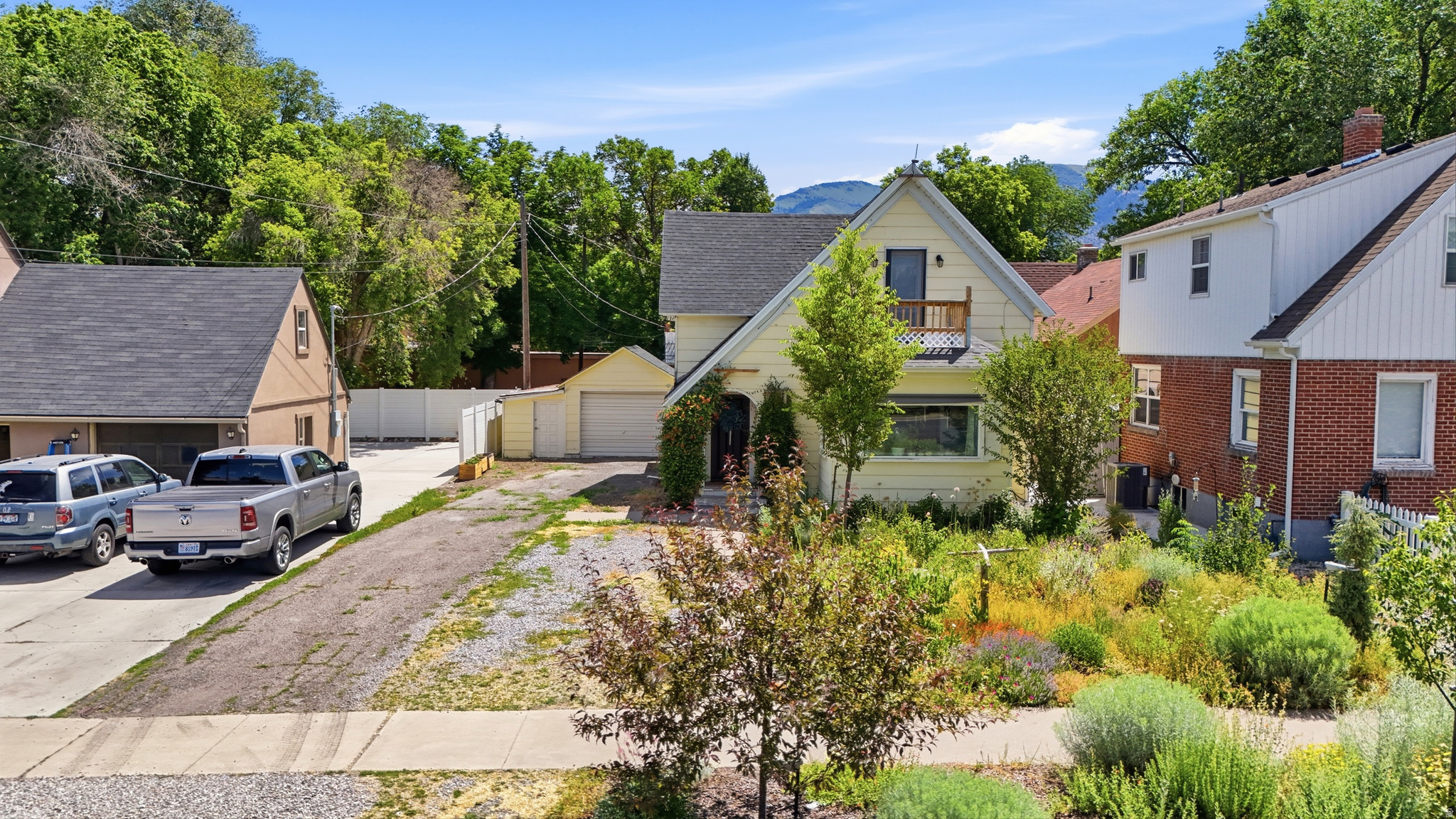 main property photo 0