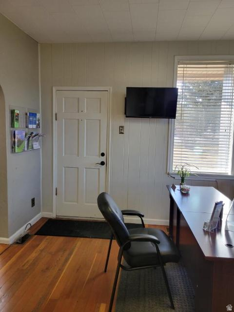 main property photo 14