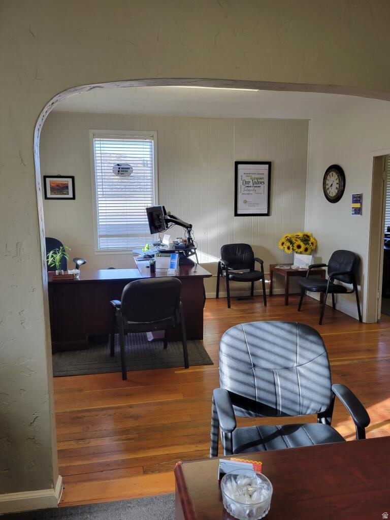 main property photo 8