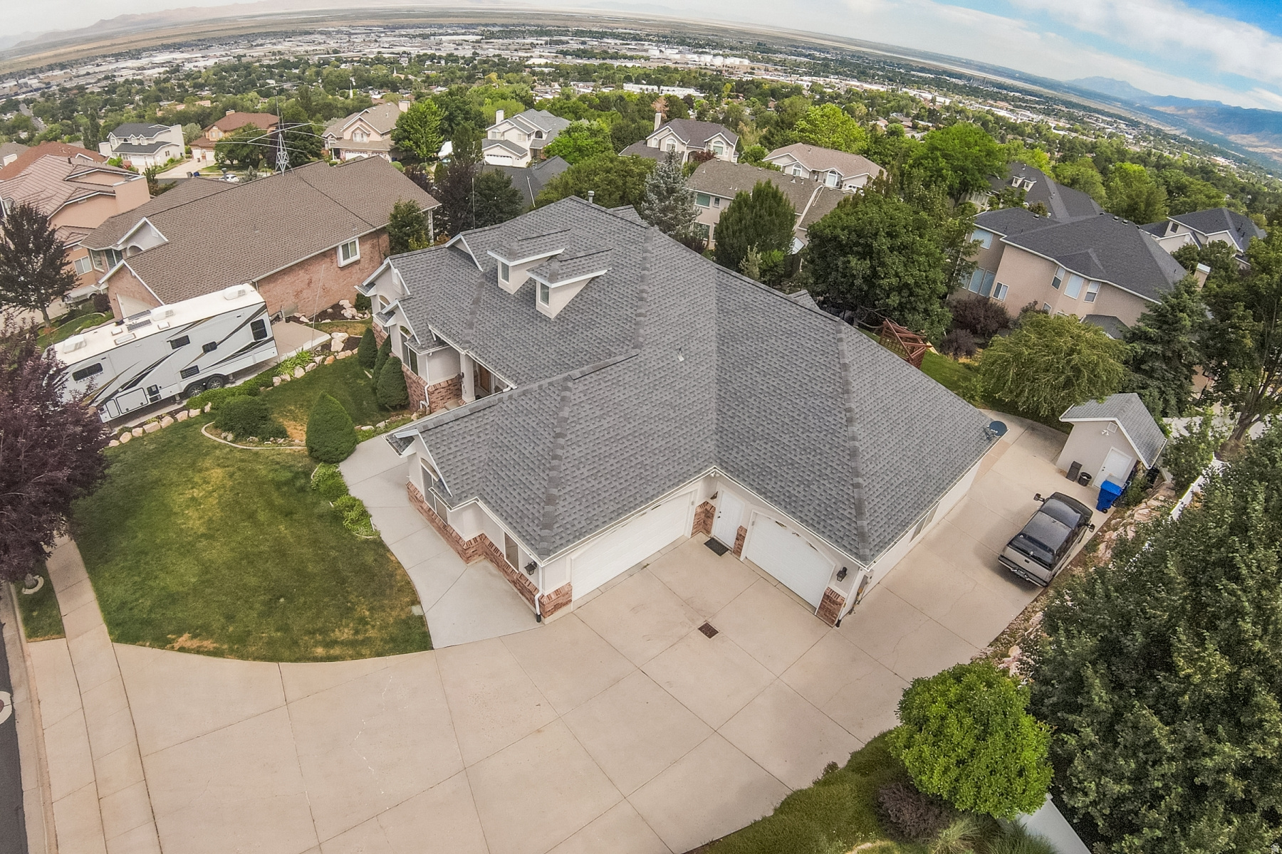 main property photo 42
